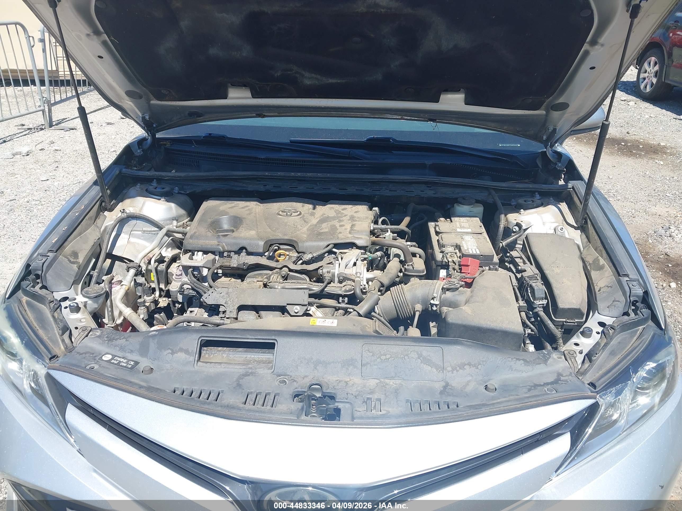 TOYOTA CAMRY image 10