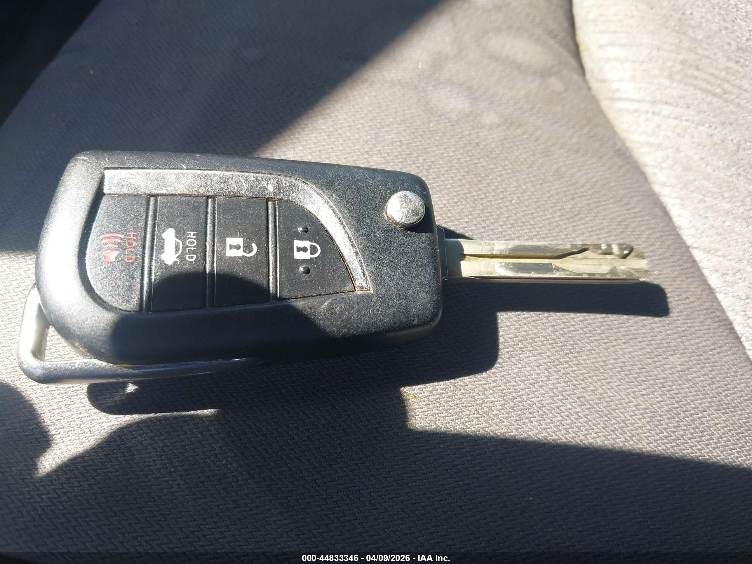 TOYOTA CAMRY image 11