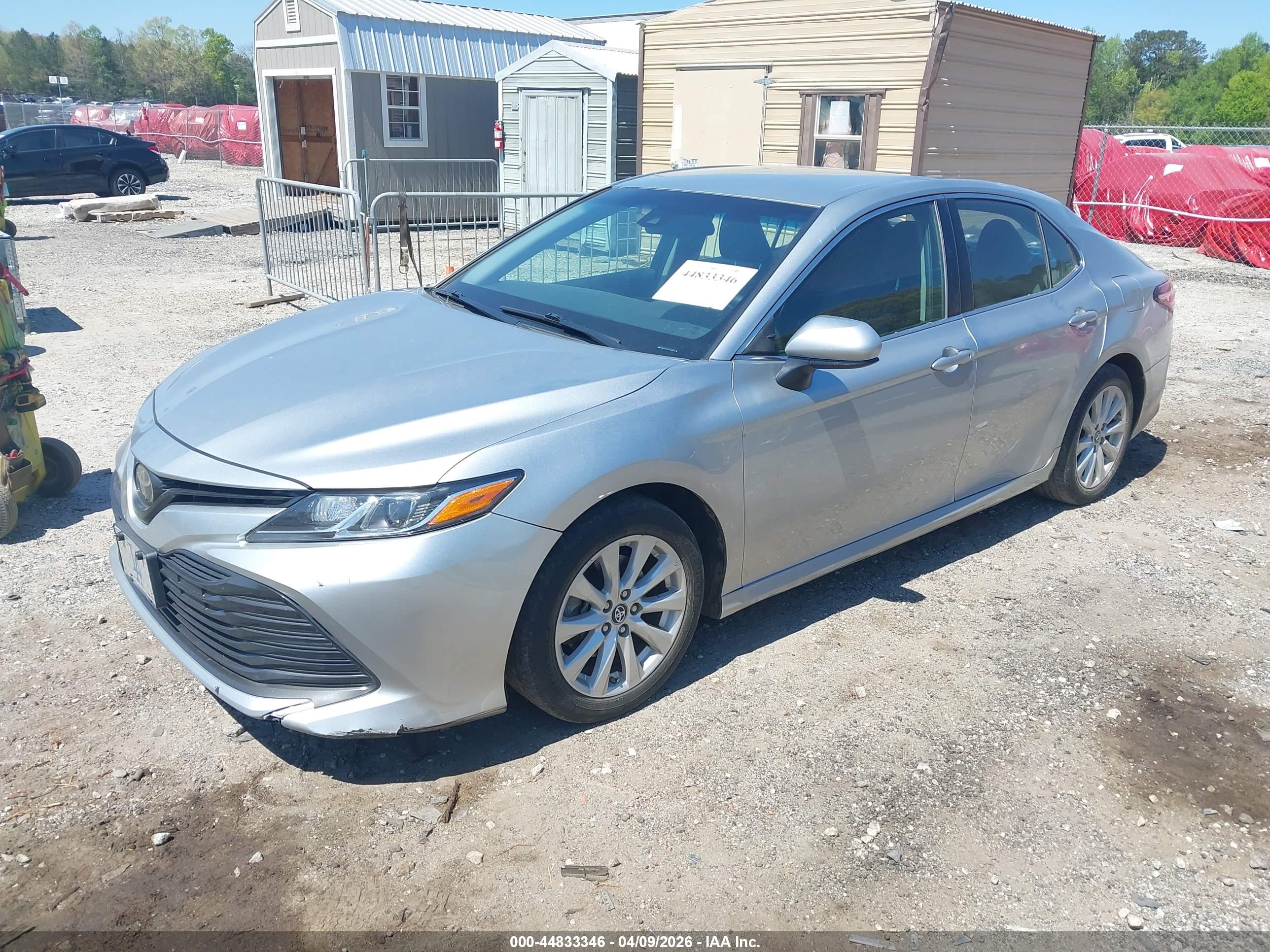 TOYOTA CAMRY image 2