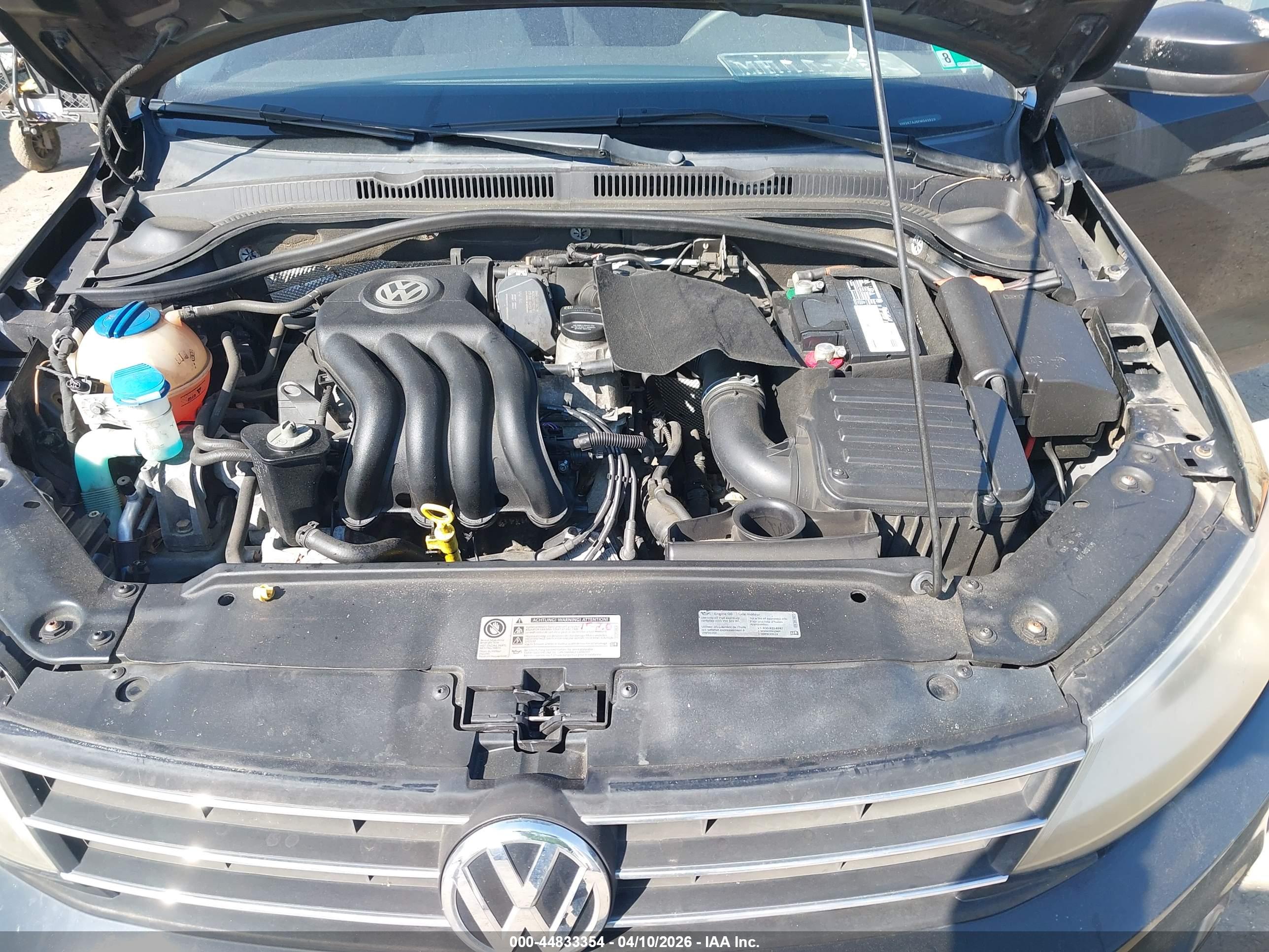 VOLKSWAGEN JETTA image 10