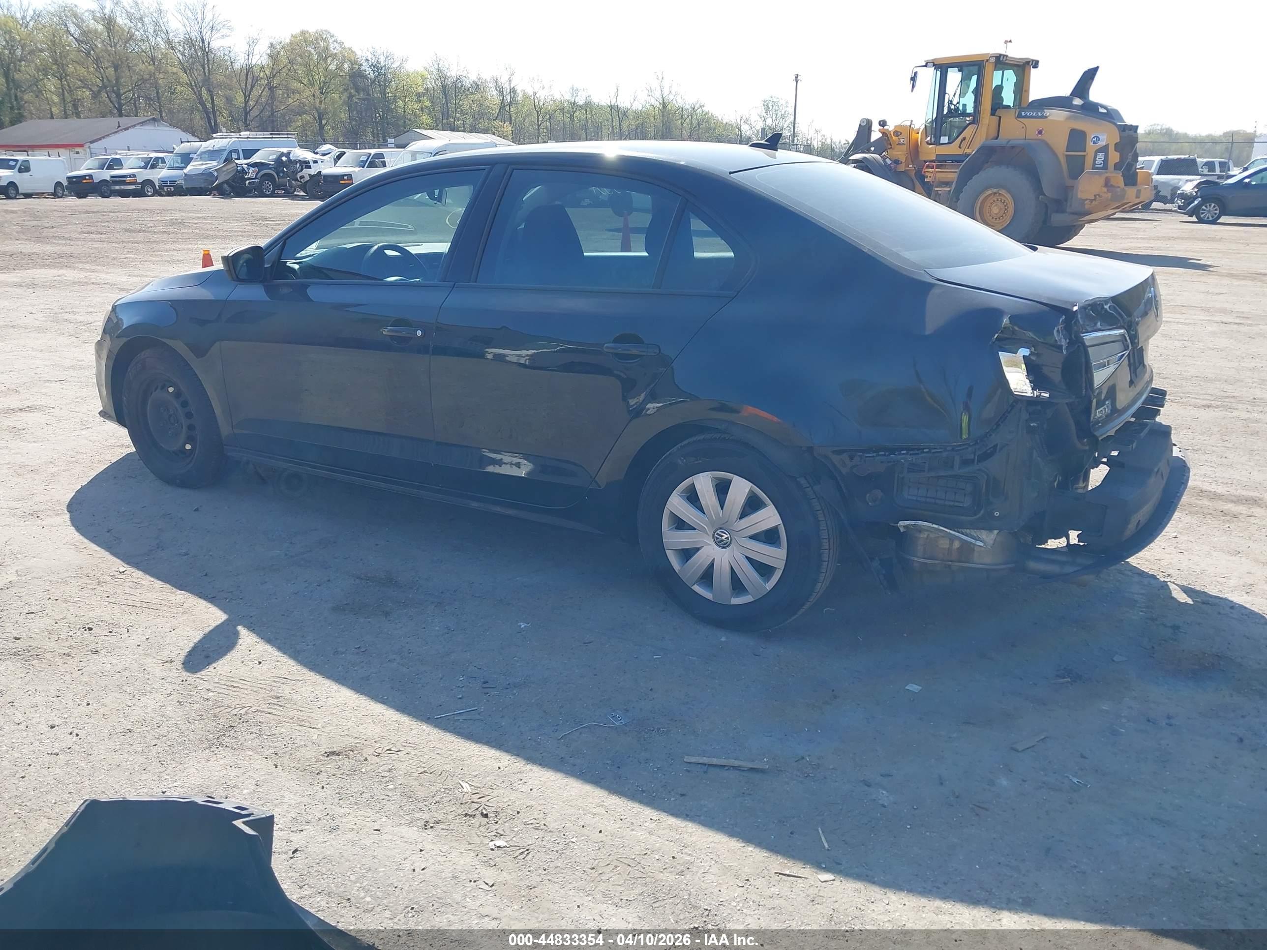 VOLKSWAGEN JETTA image 3