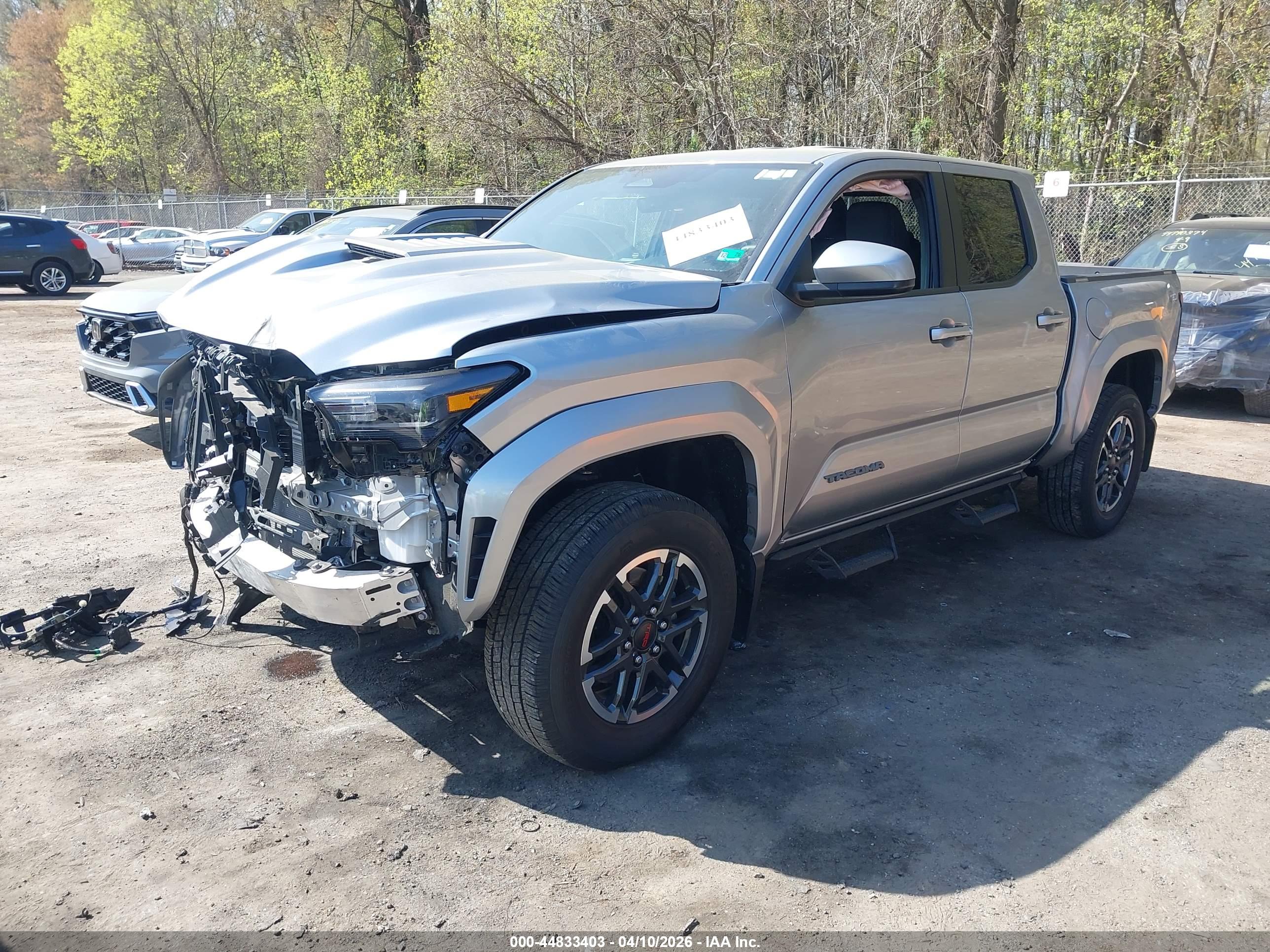 TOYOTA TACOMA image 2