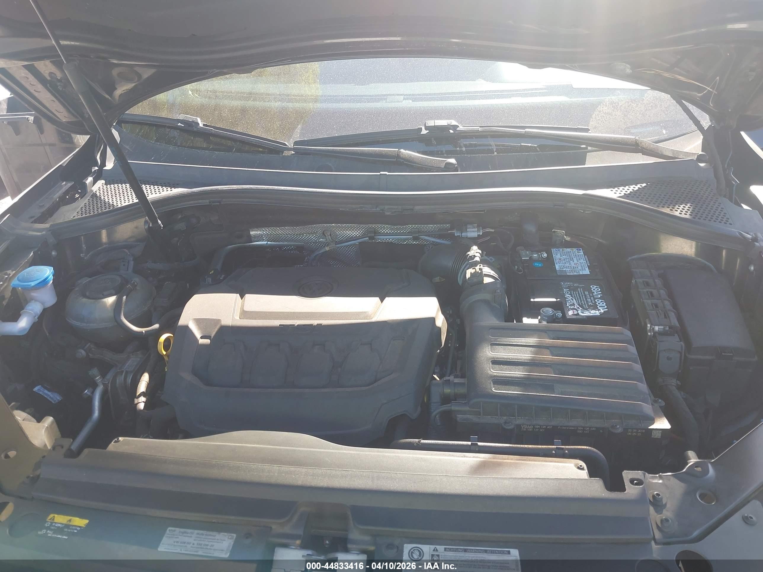 VOLKSWAGEN TIGUAN image 10