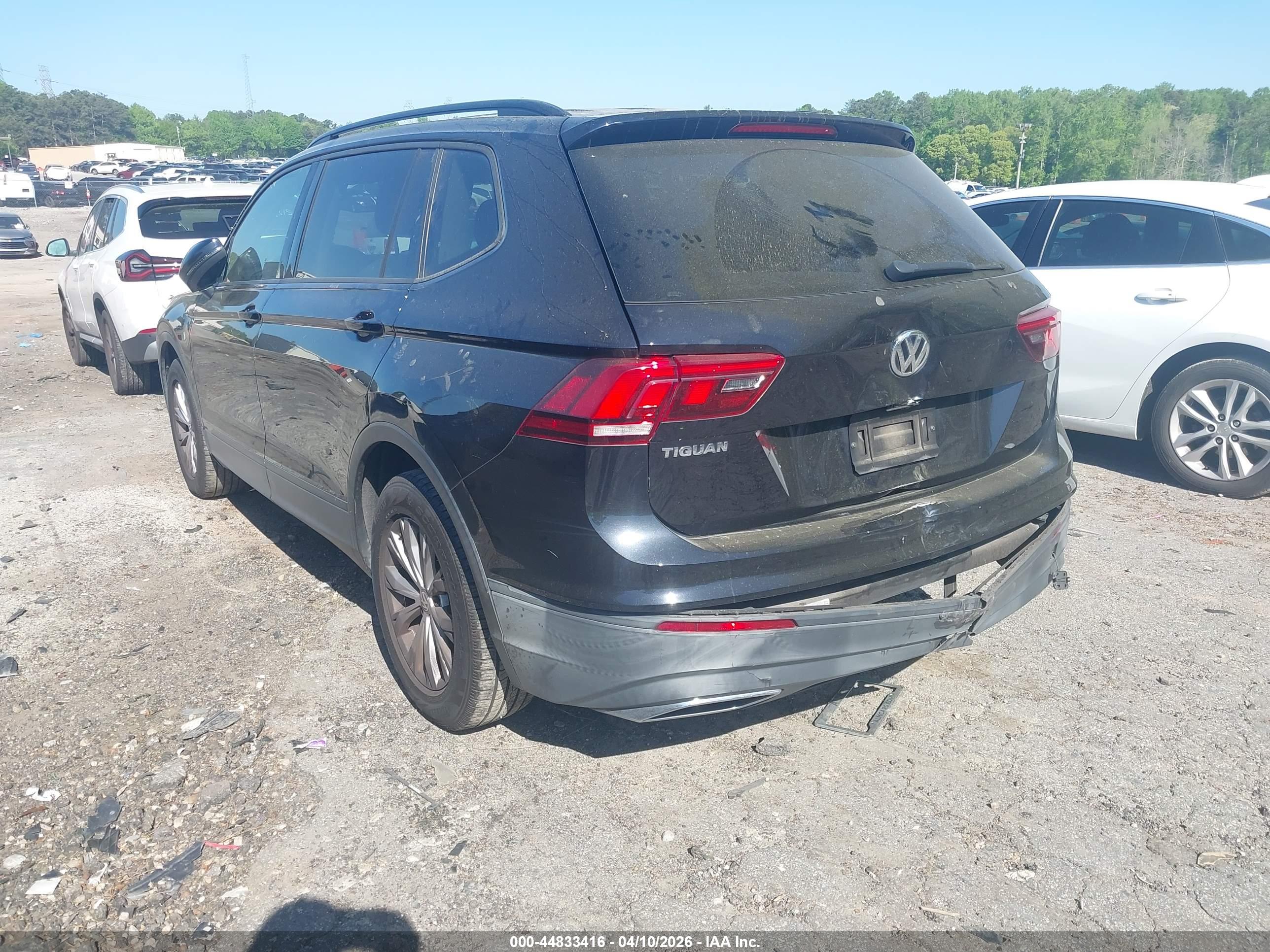 VOLKSWAGEN TIGUAN image 3