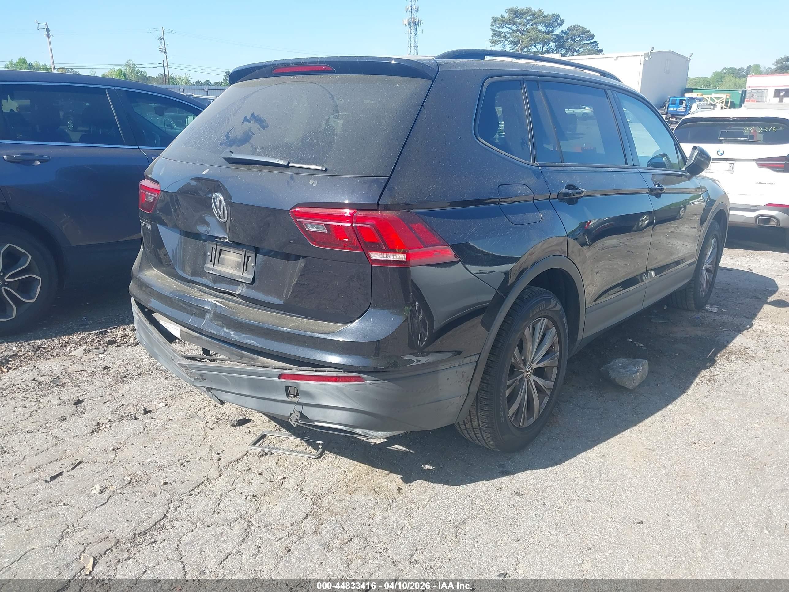 VOLKSWAGEN TIGUAN image 4