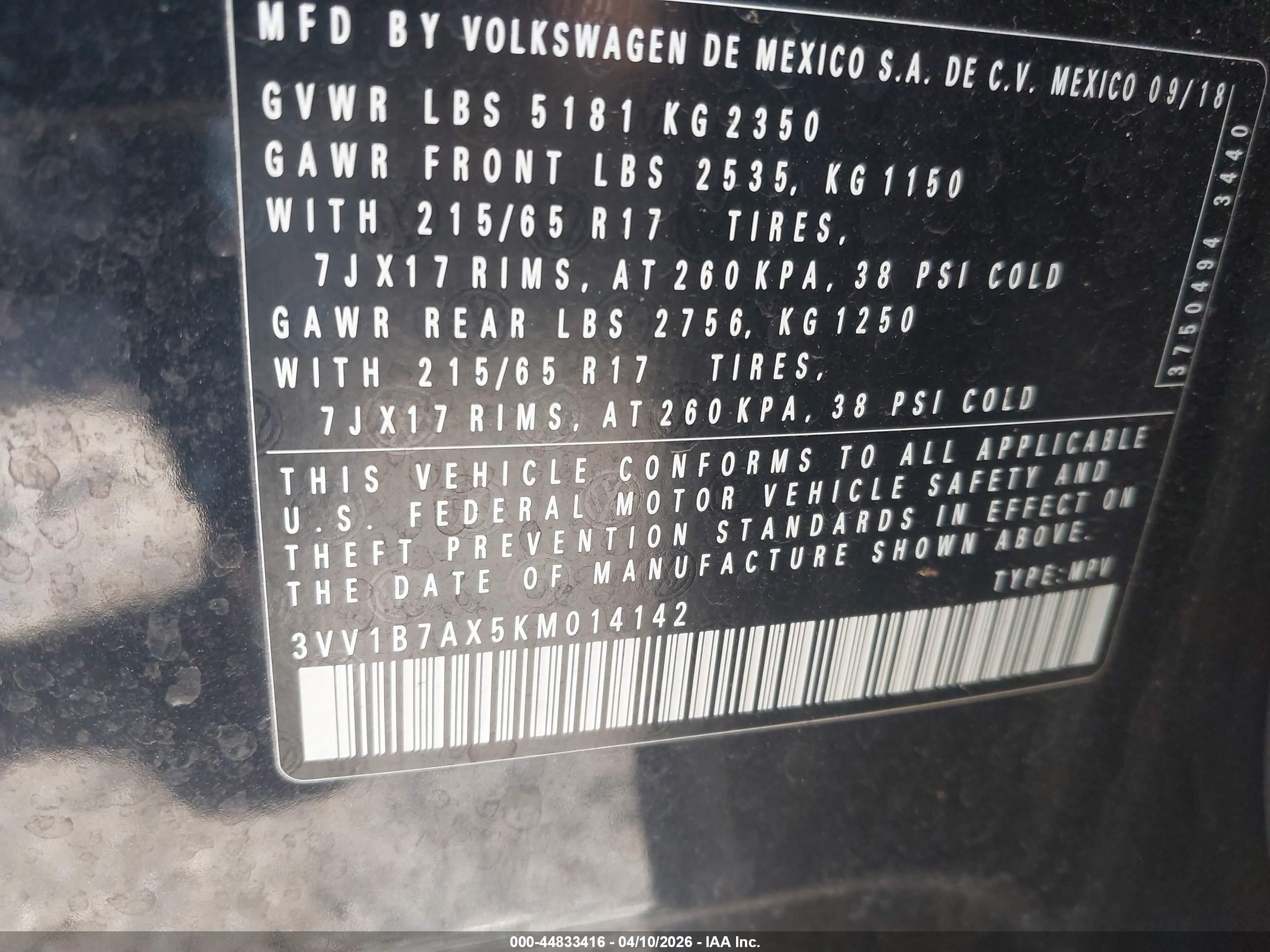 VOLKSWAGEN TIGUAN image 9