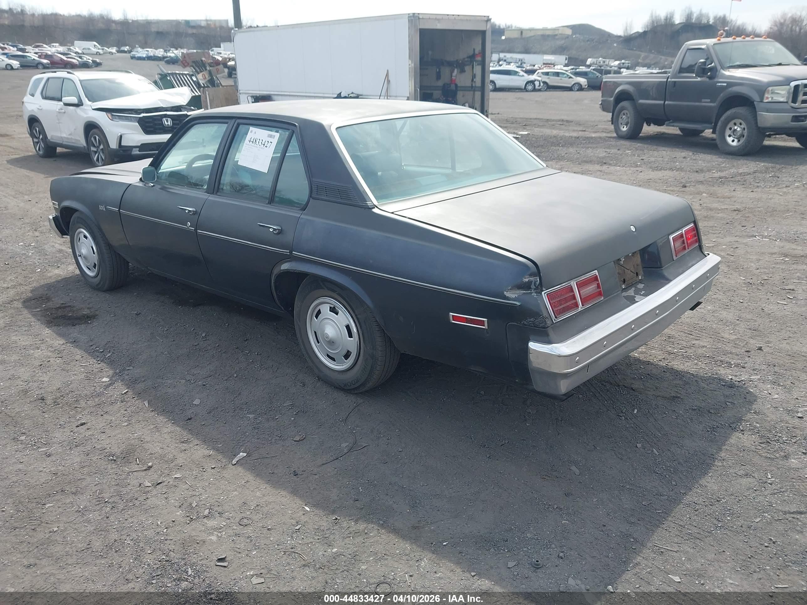 CHEVROLET NOVA image 3