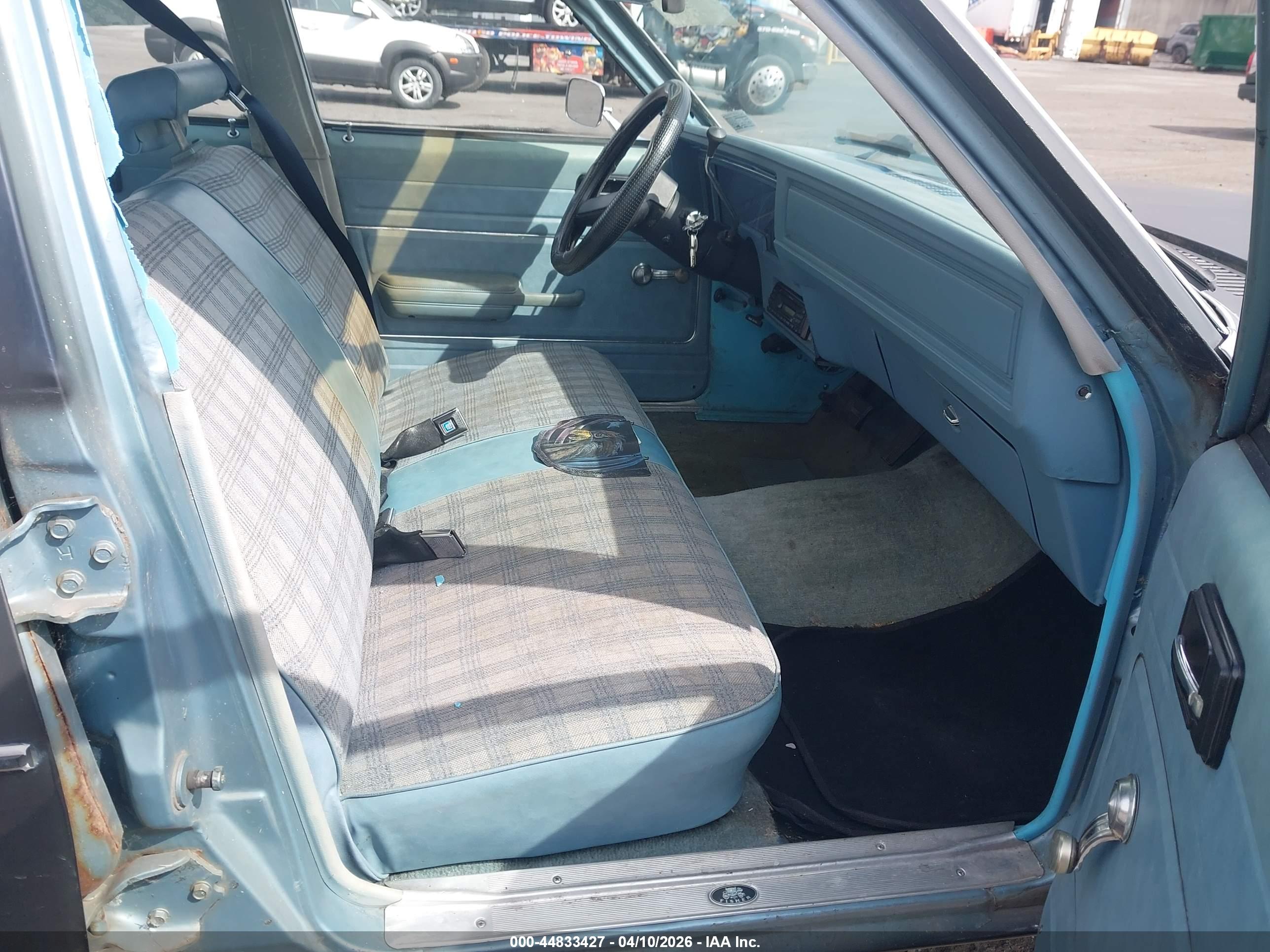 CHEVROLET NOVA image 5