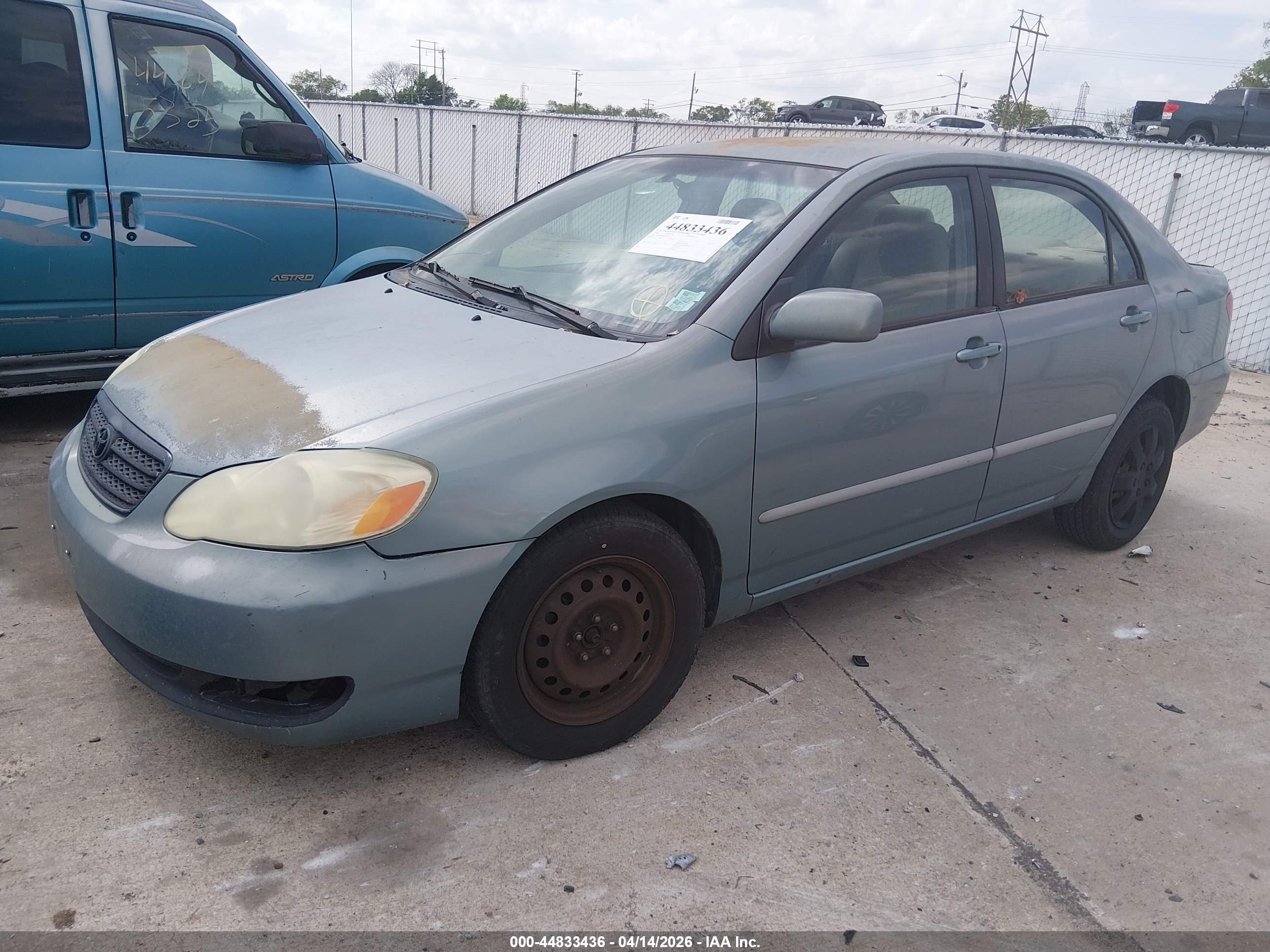 TOYOTA COROLLA image 2