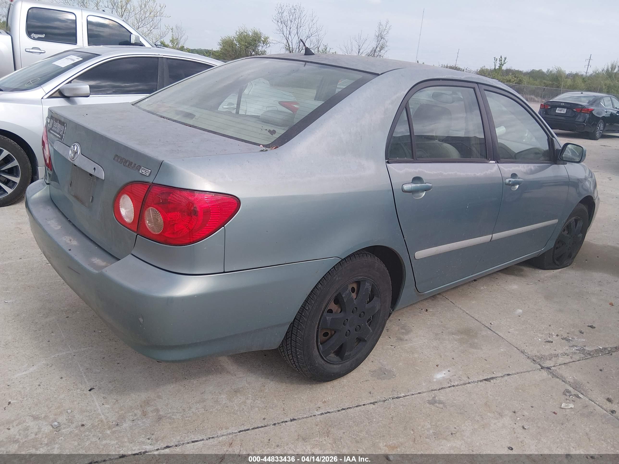 TOYOTA COROLLA image 4