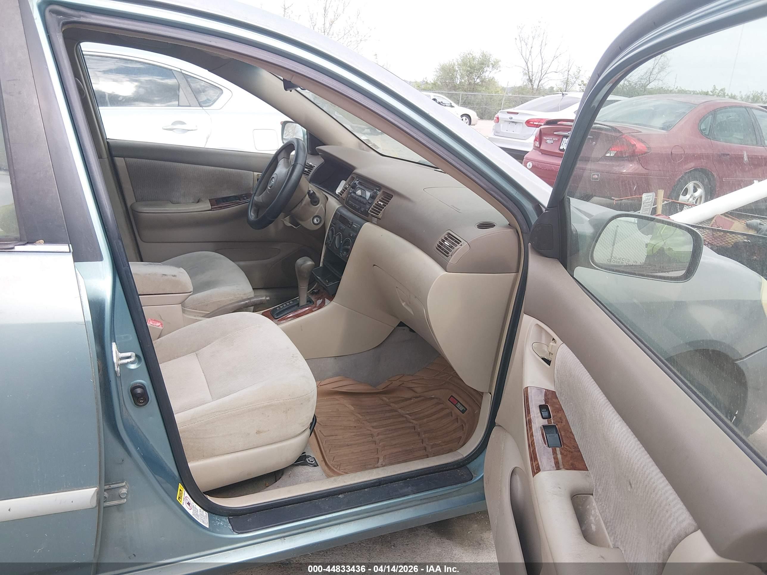 TOYOTA COROLLA image 5