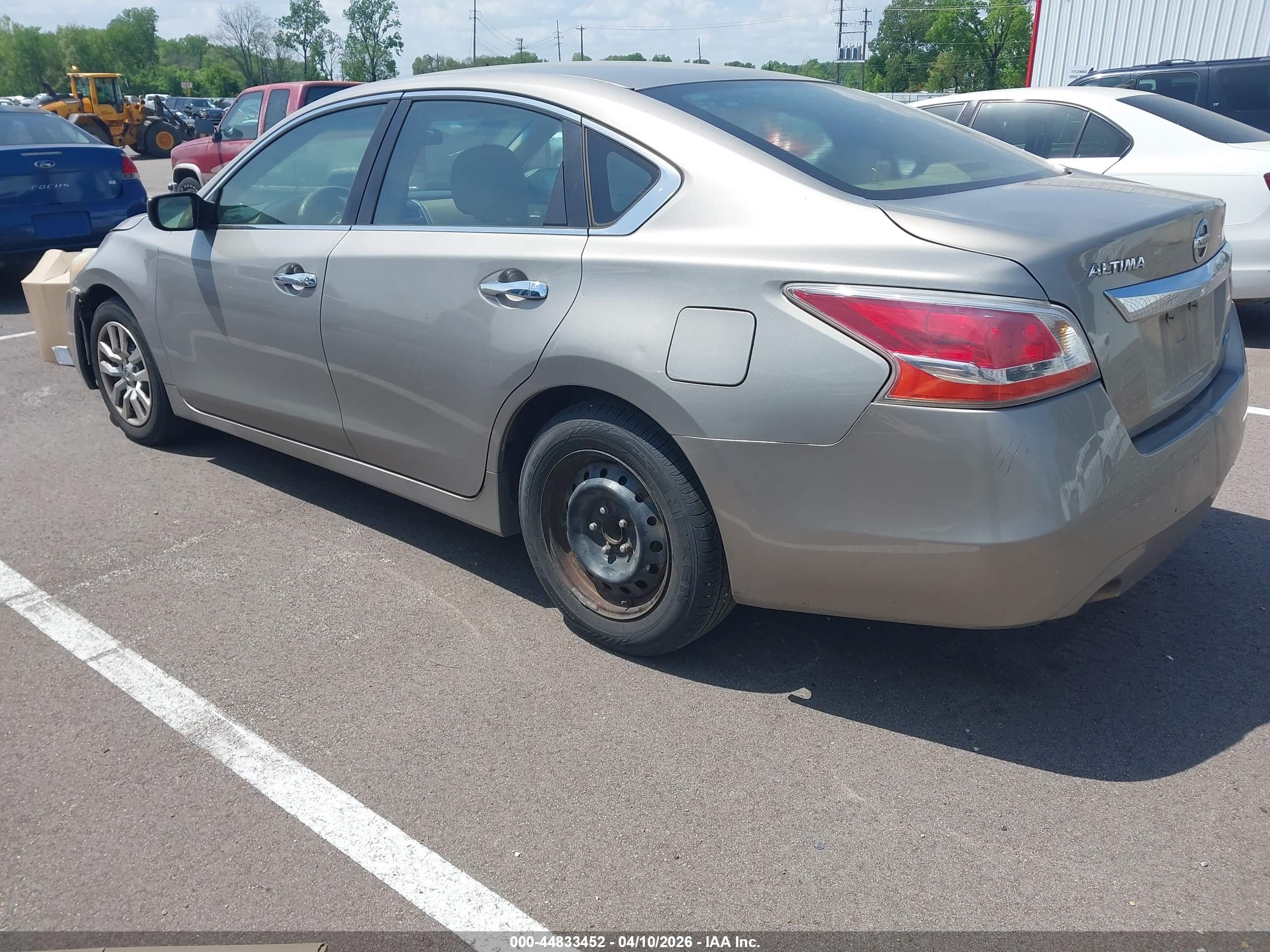 NISSAN ALTIMA image 3