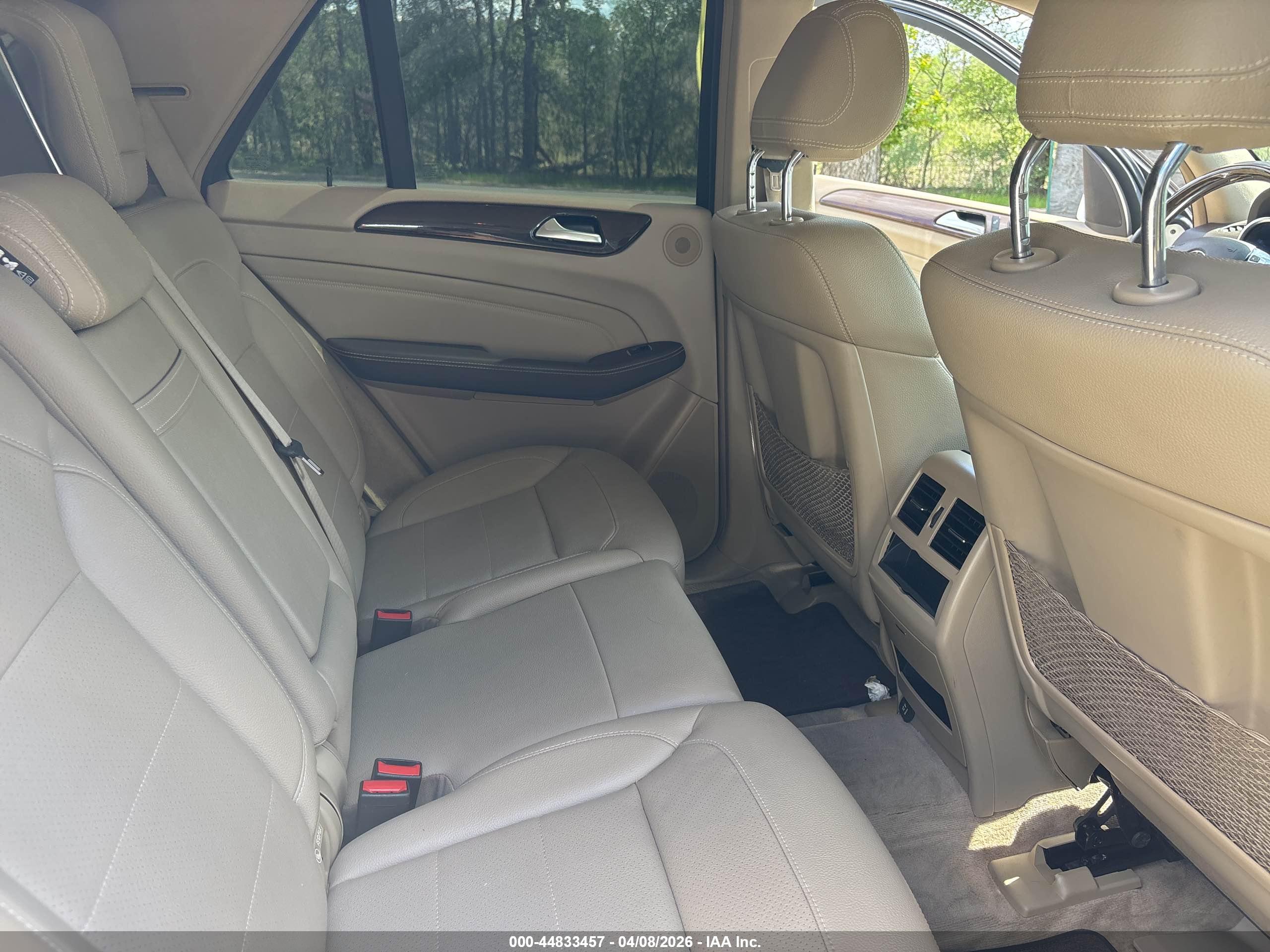 MERCEDES-BENZ ML image 8