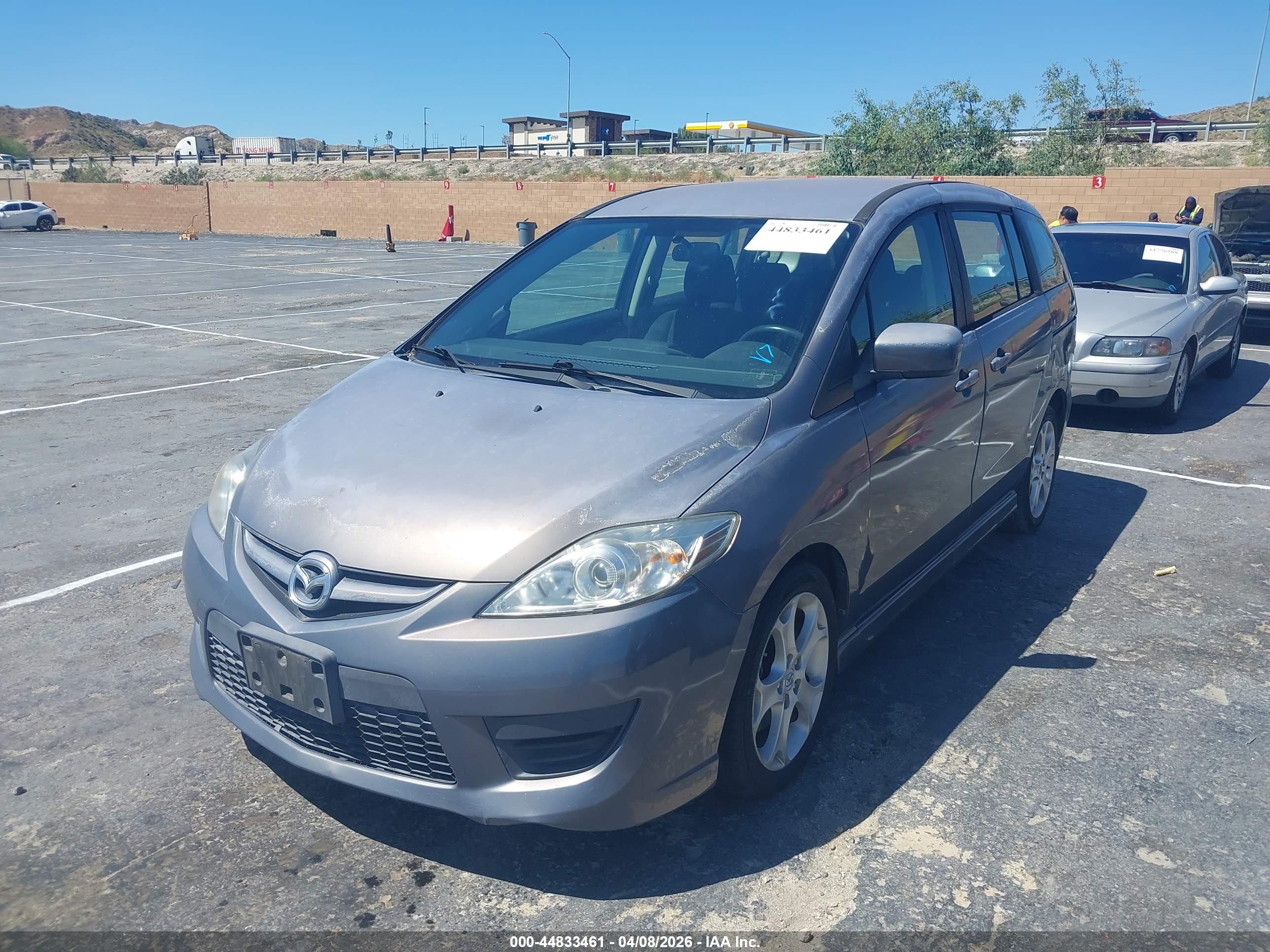 MAZDA MAZDA5 image 2