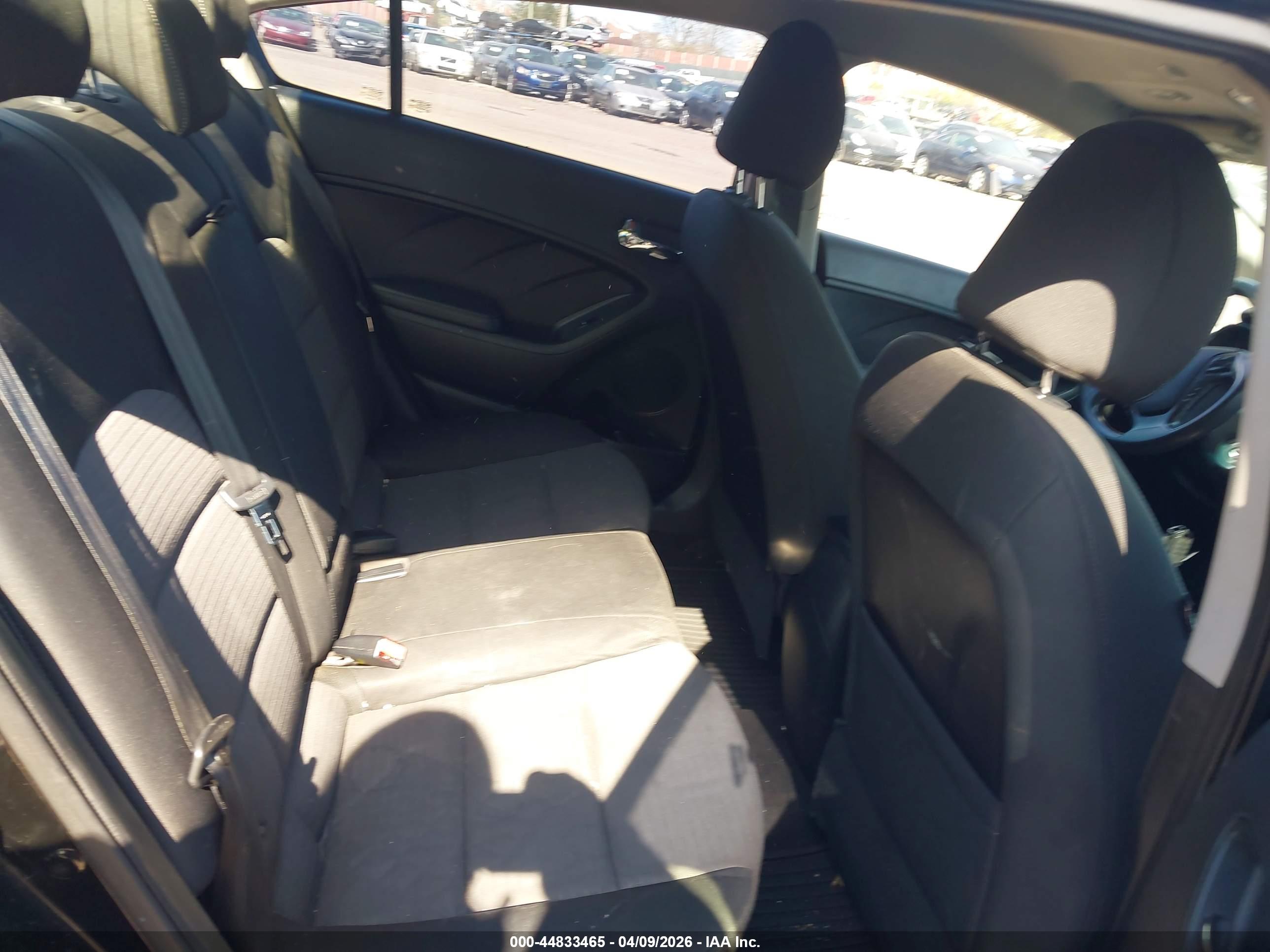 KIA FORTE image 8