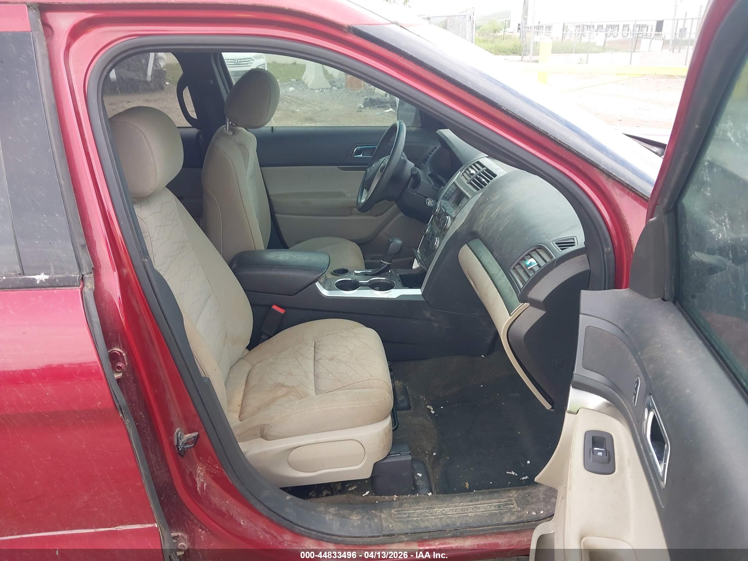 FORD EXPLORER image 5
