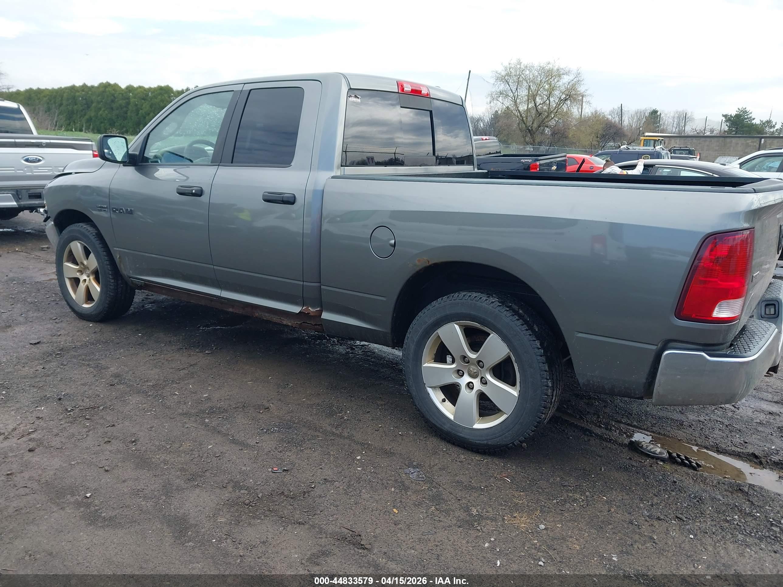 DODGE RAM image 3