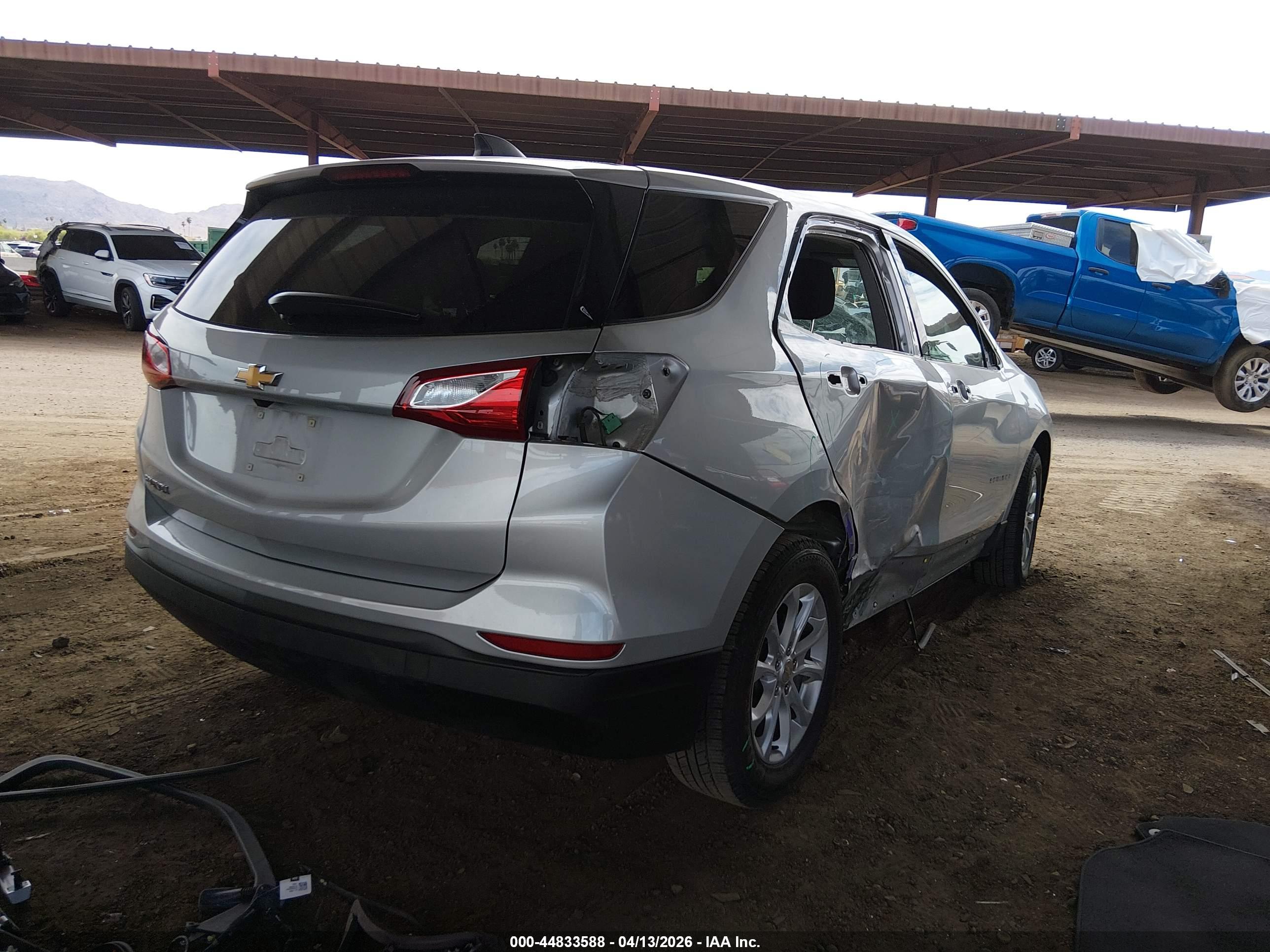 CHEVROLET EQUINOX image 4