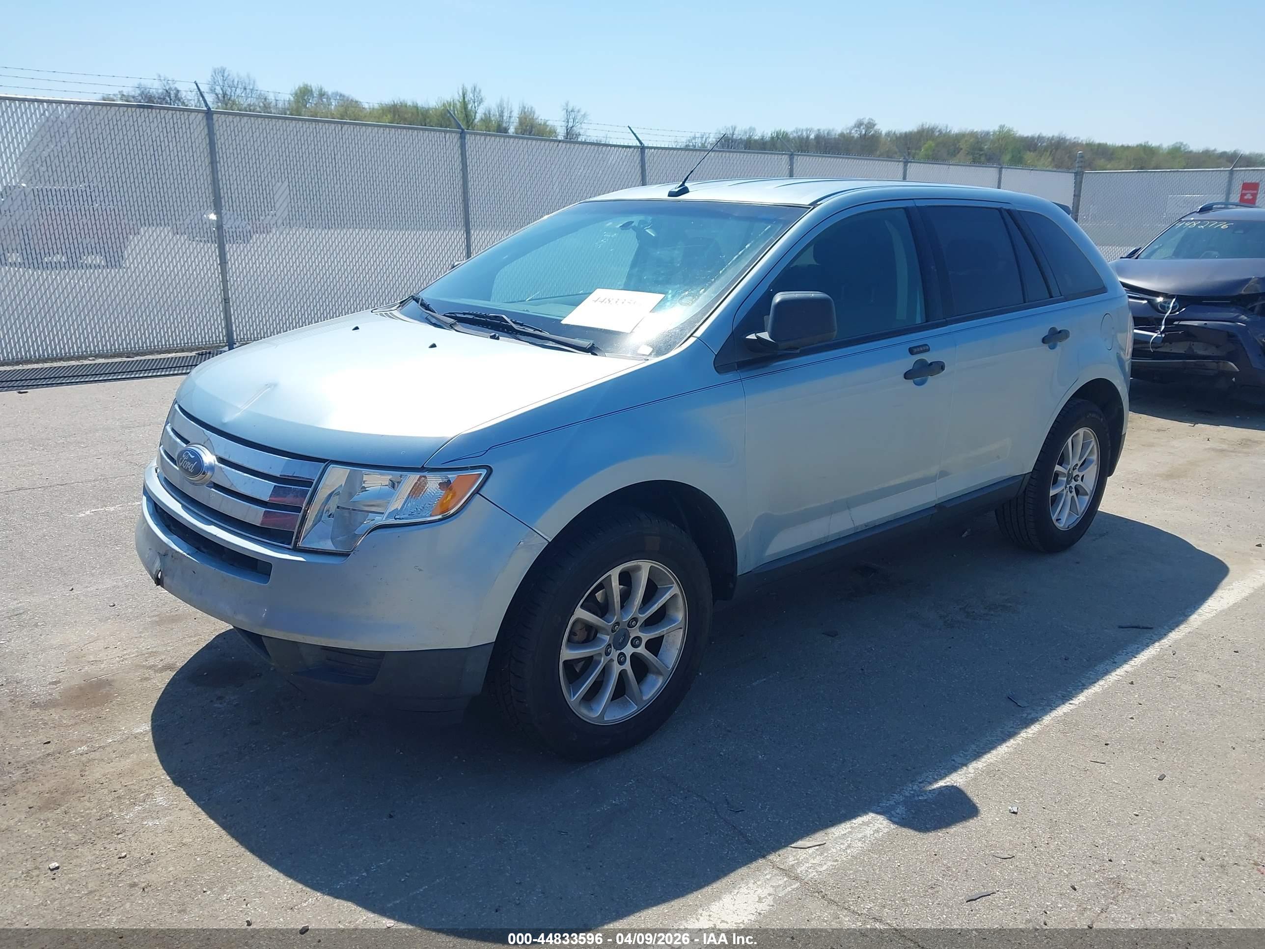 FORD EDGE image 2