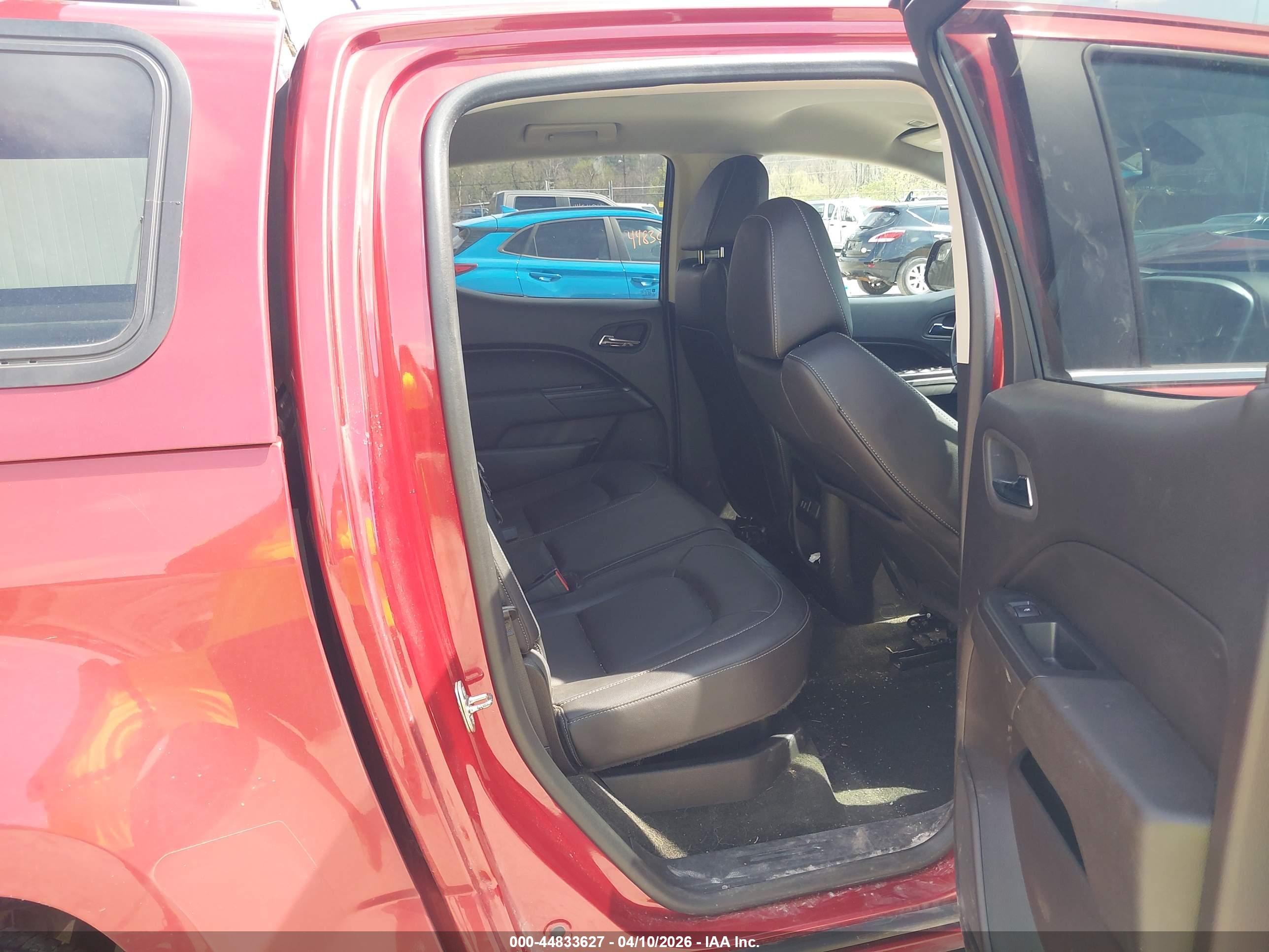CHEVROLET COLORADO image 8