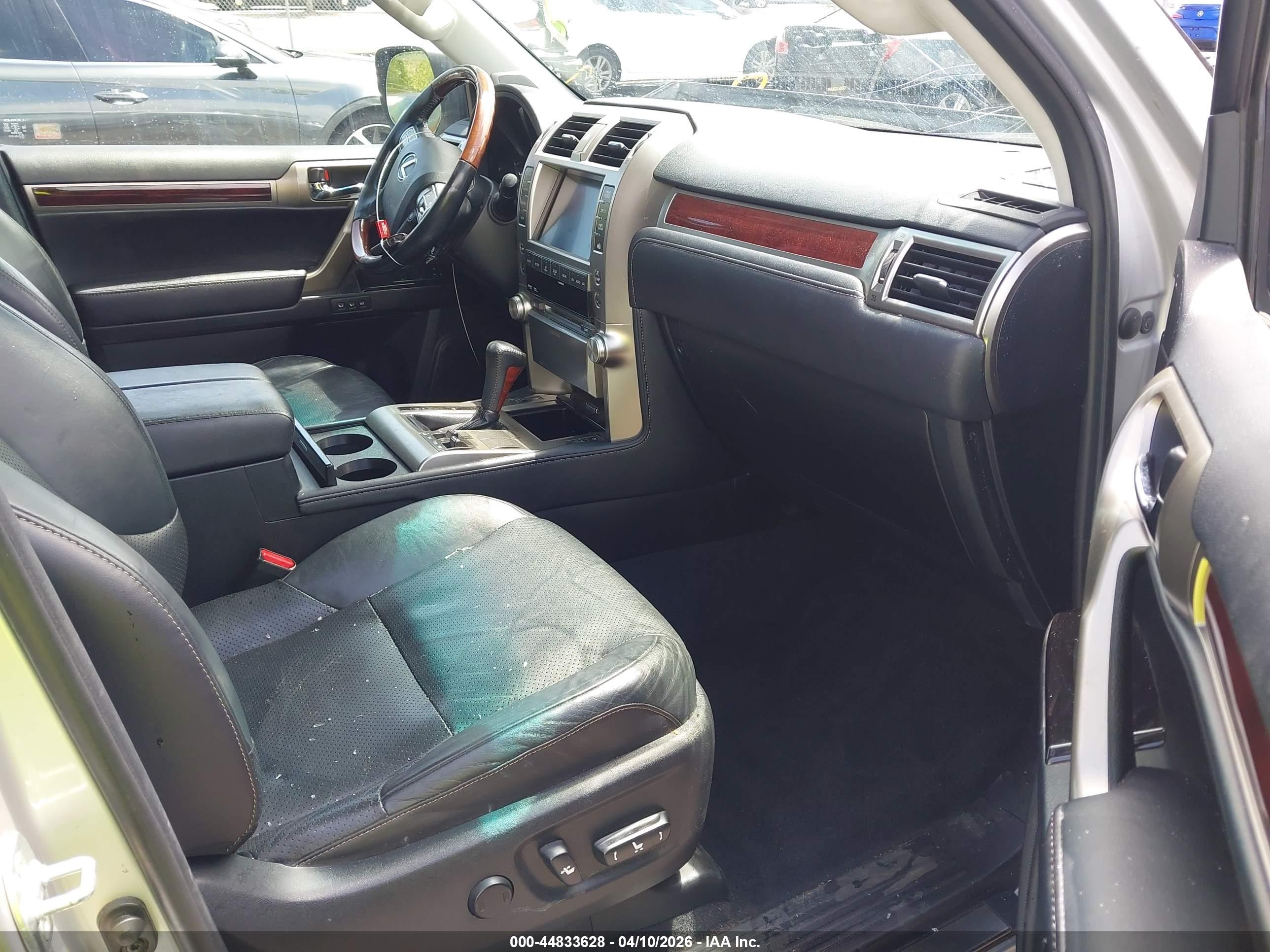 LEXUS GX image 5