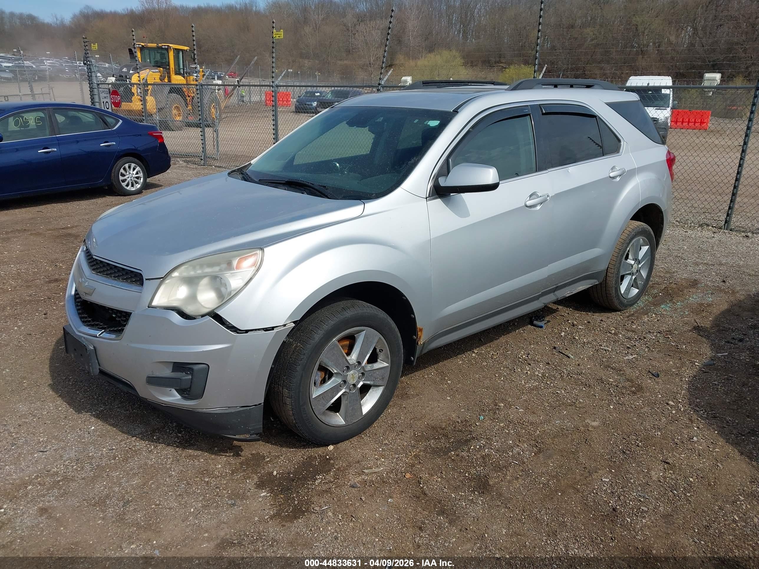 CHEVROLET EQUINOX image 2
