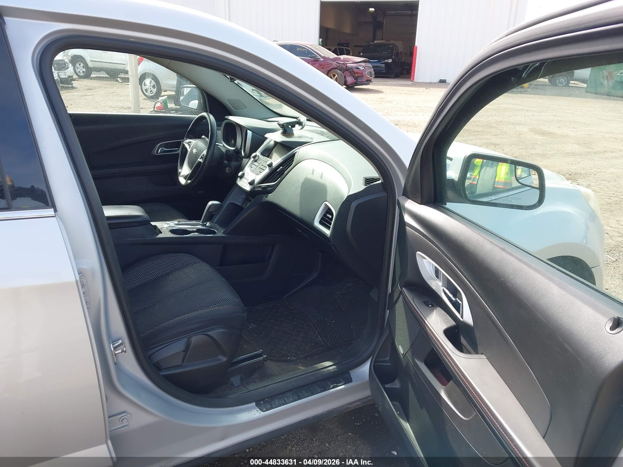CHEVROLET EQUINOX image 5