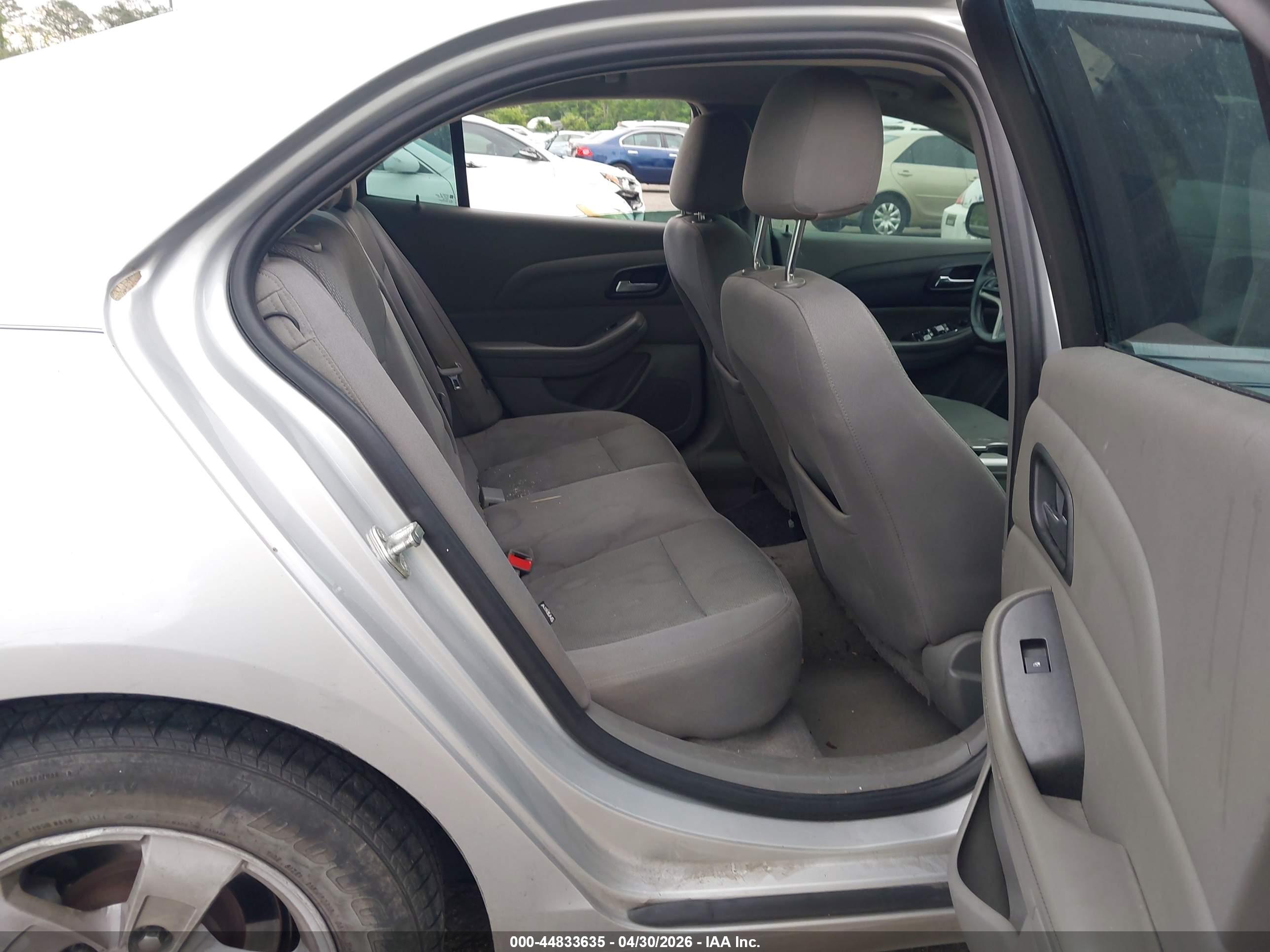 CHEVROLET MALIBU image 8