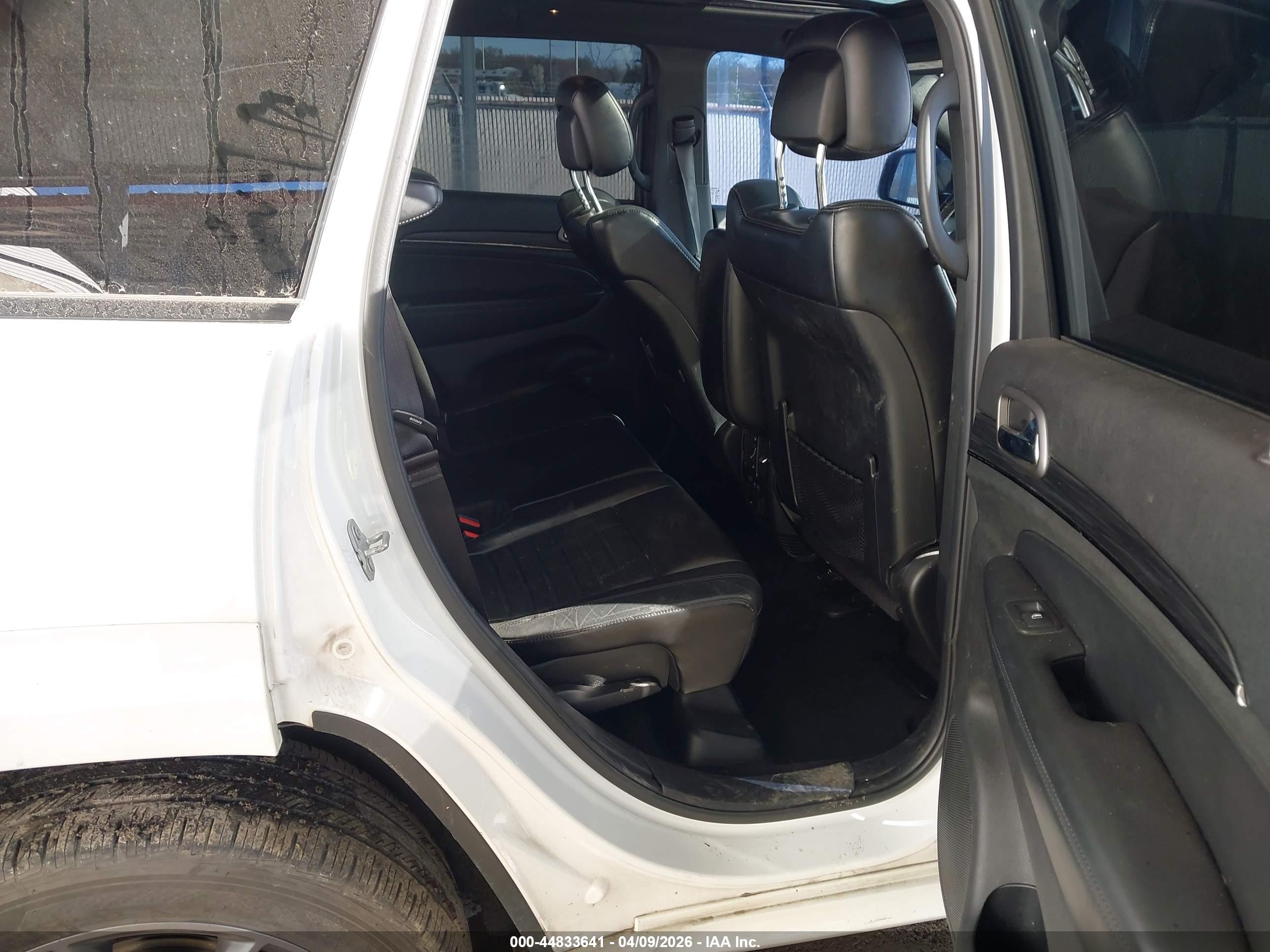 JEEP GRAND image 8
