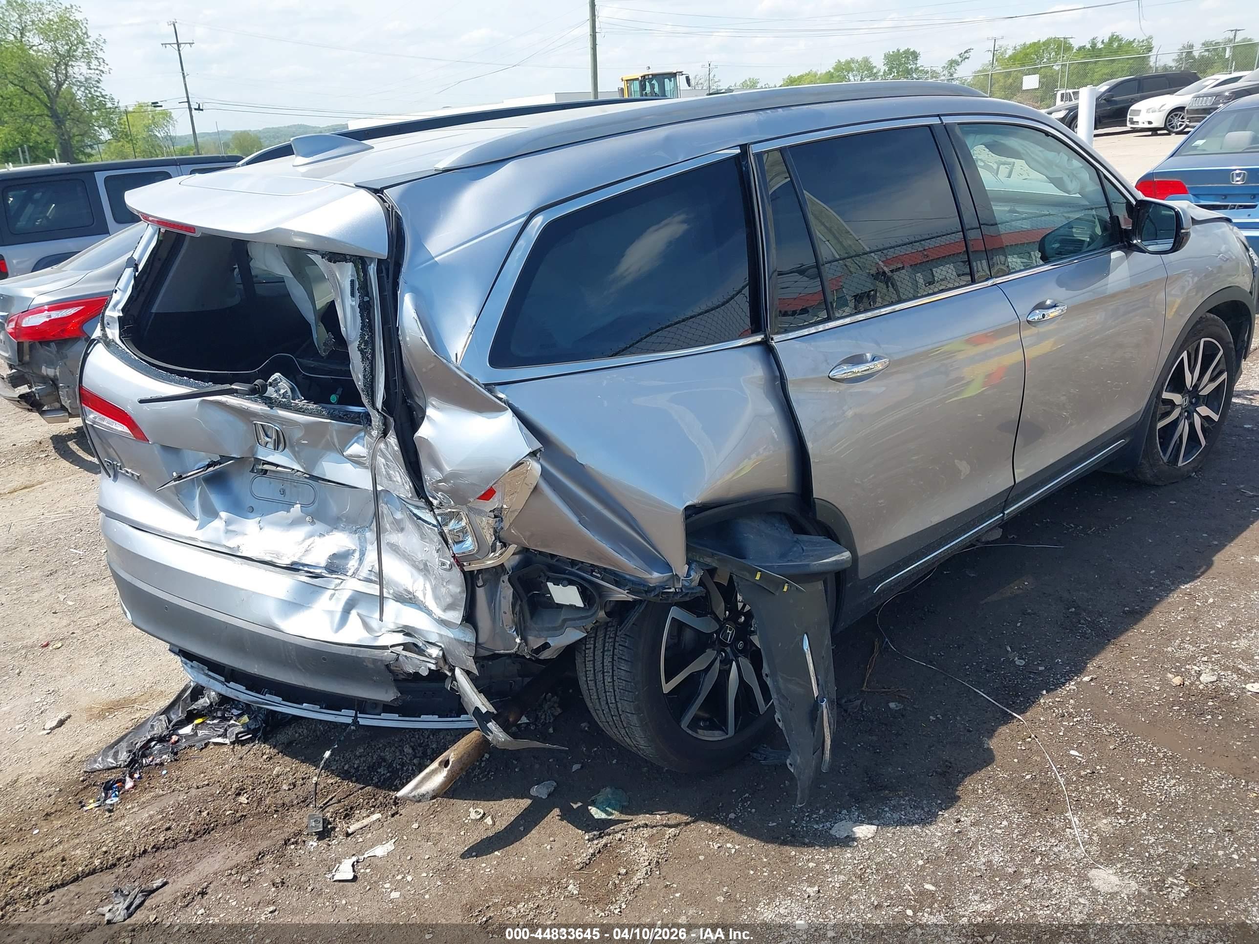 HONDA PILOT image 4