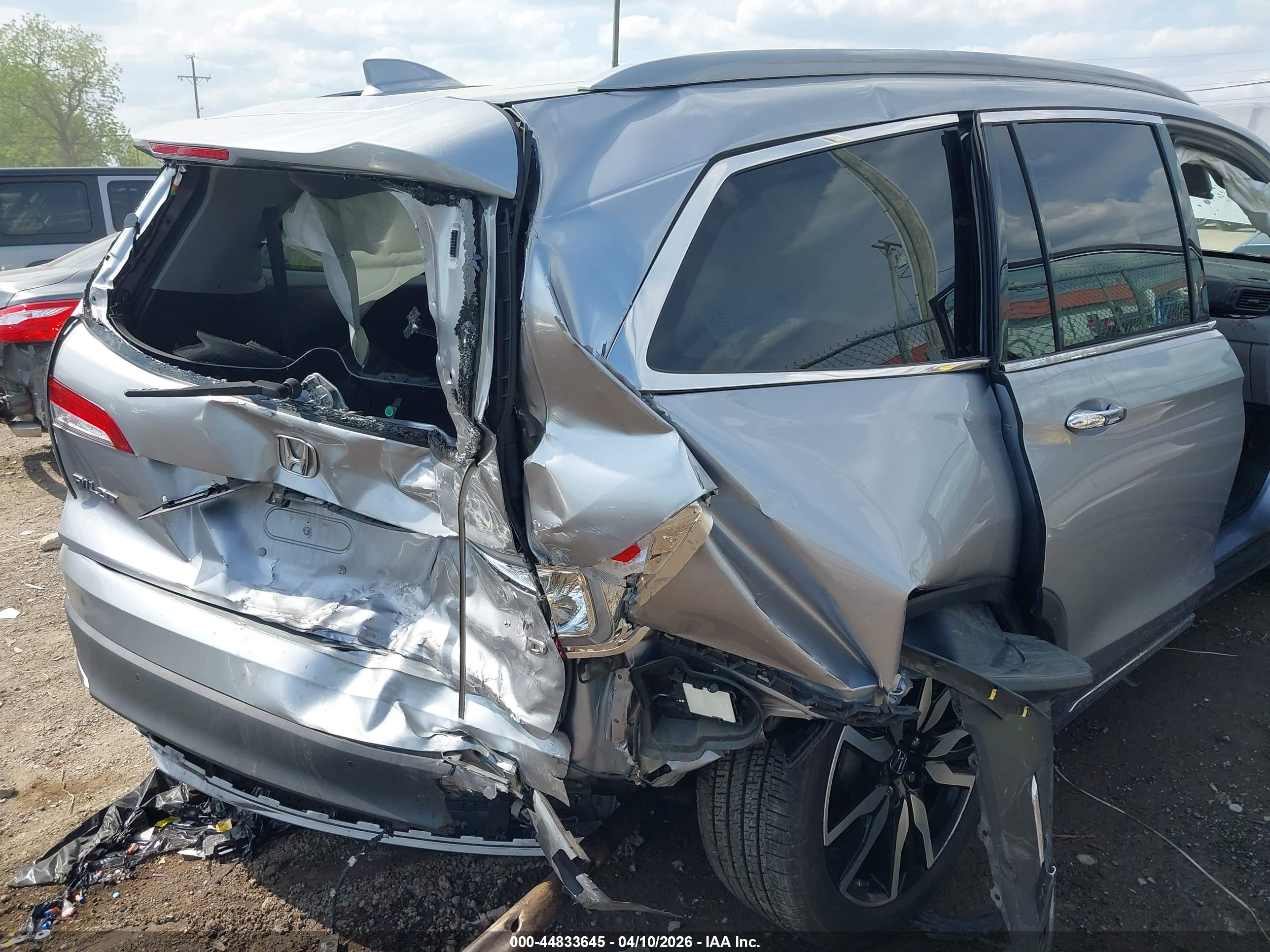 HONDA PILOT image 6
