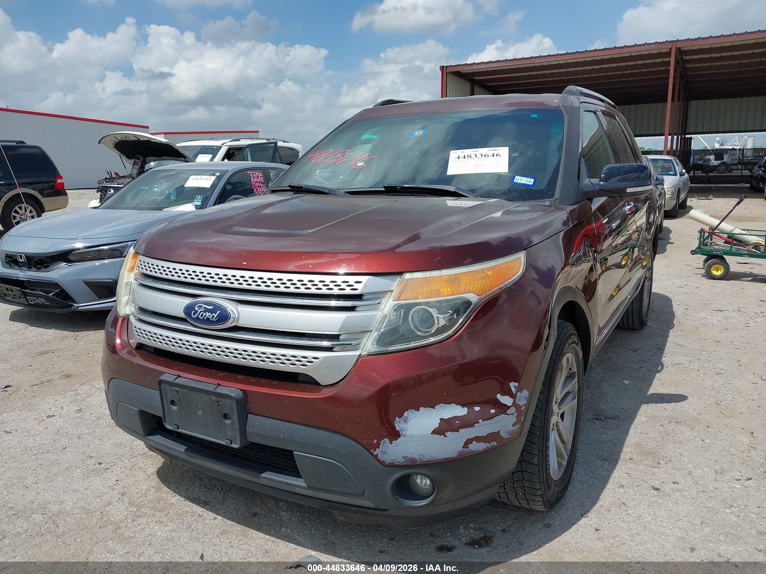 FORD EXPLORER image 2