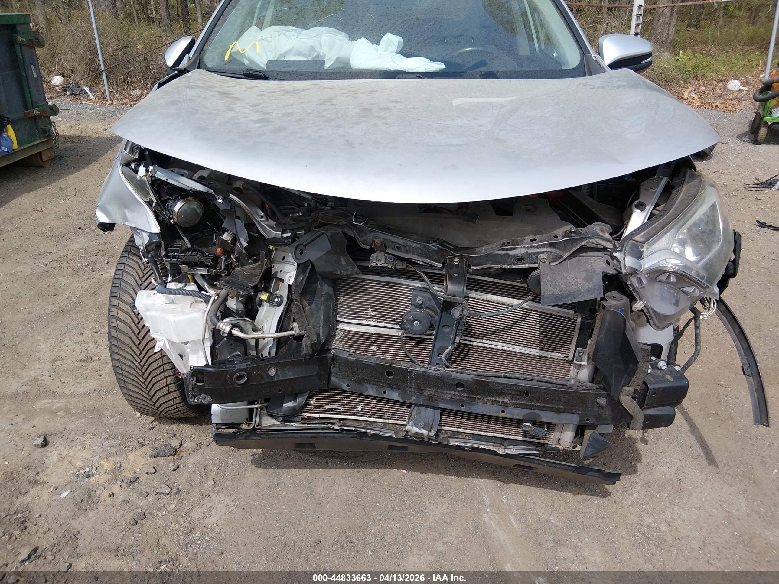 TOYOTA RAV4 image 6