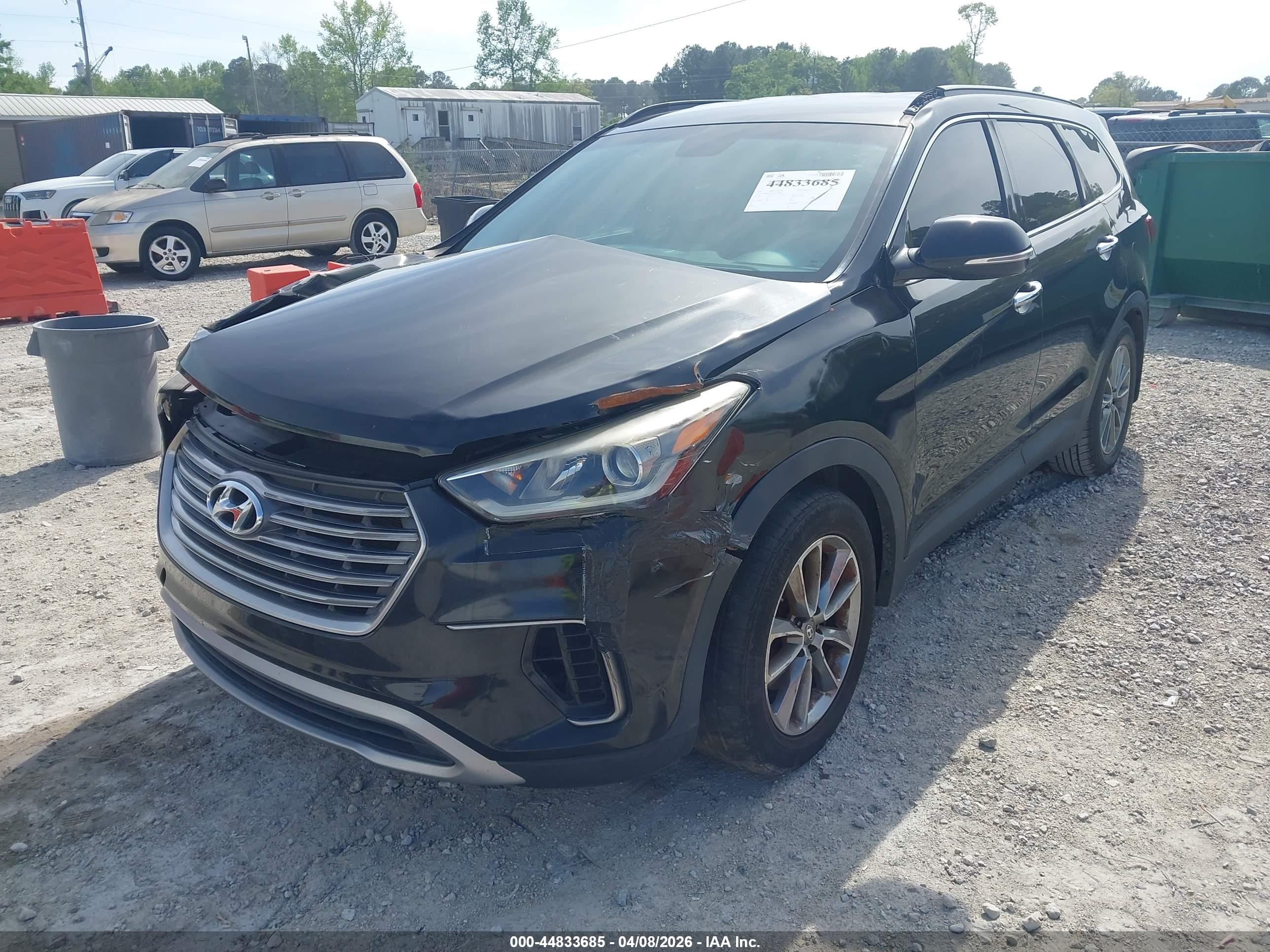 HYUNDAI SANTA image 2