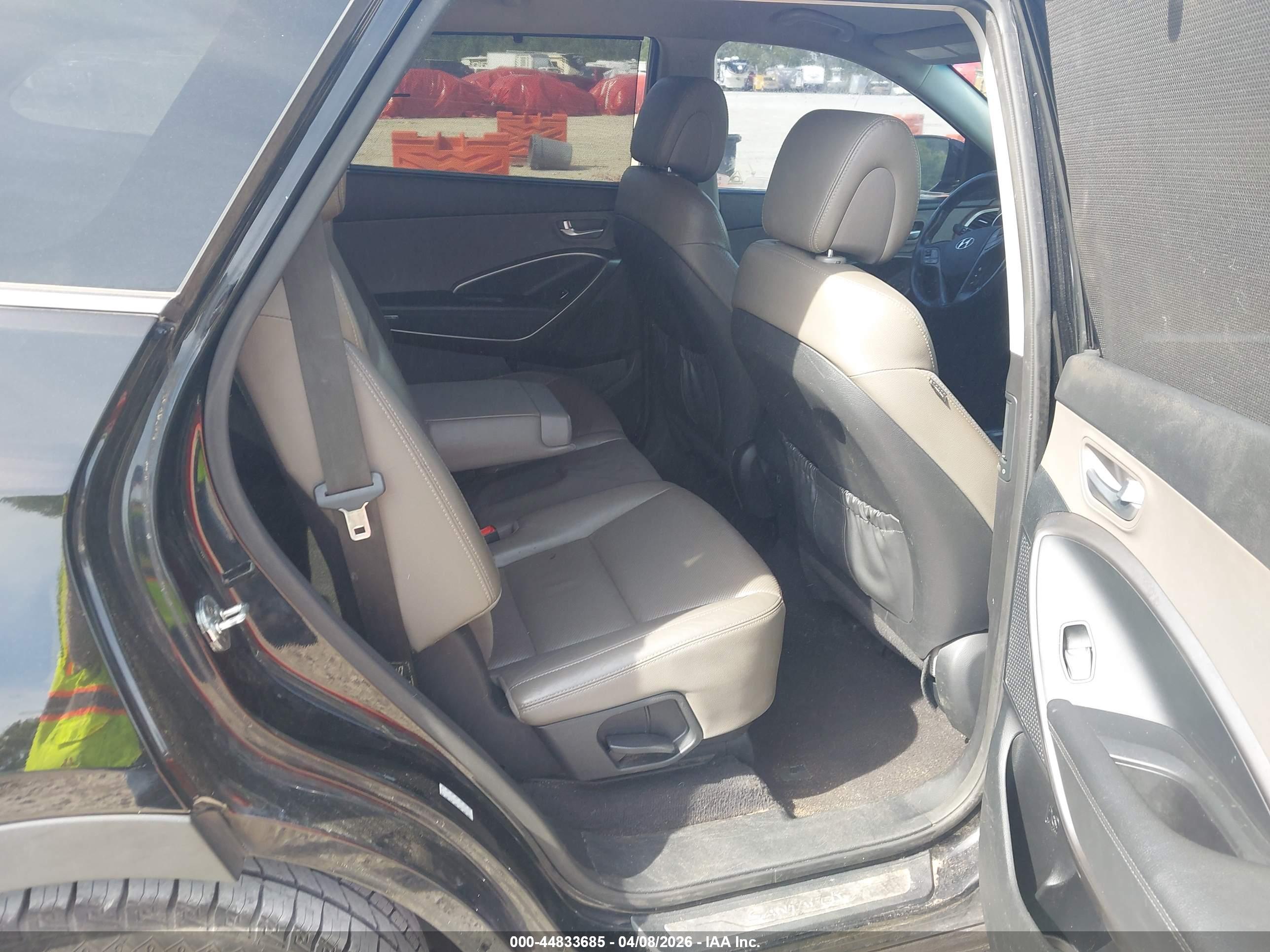 HYUNDAI SANTA image 8