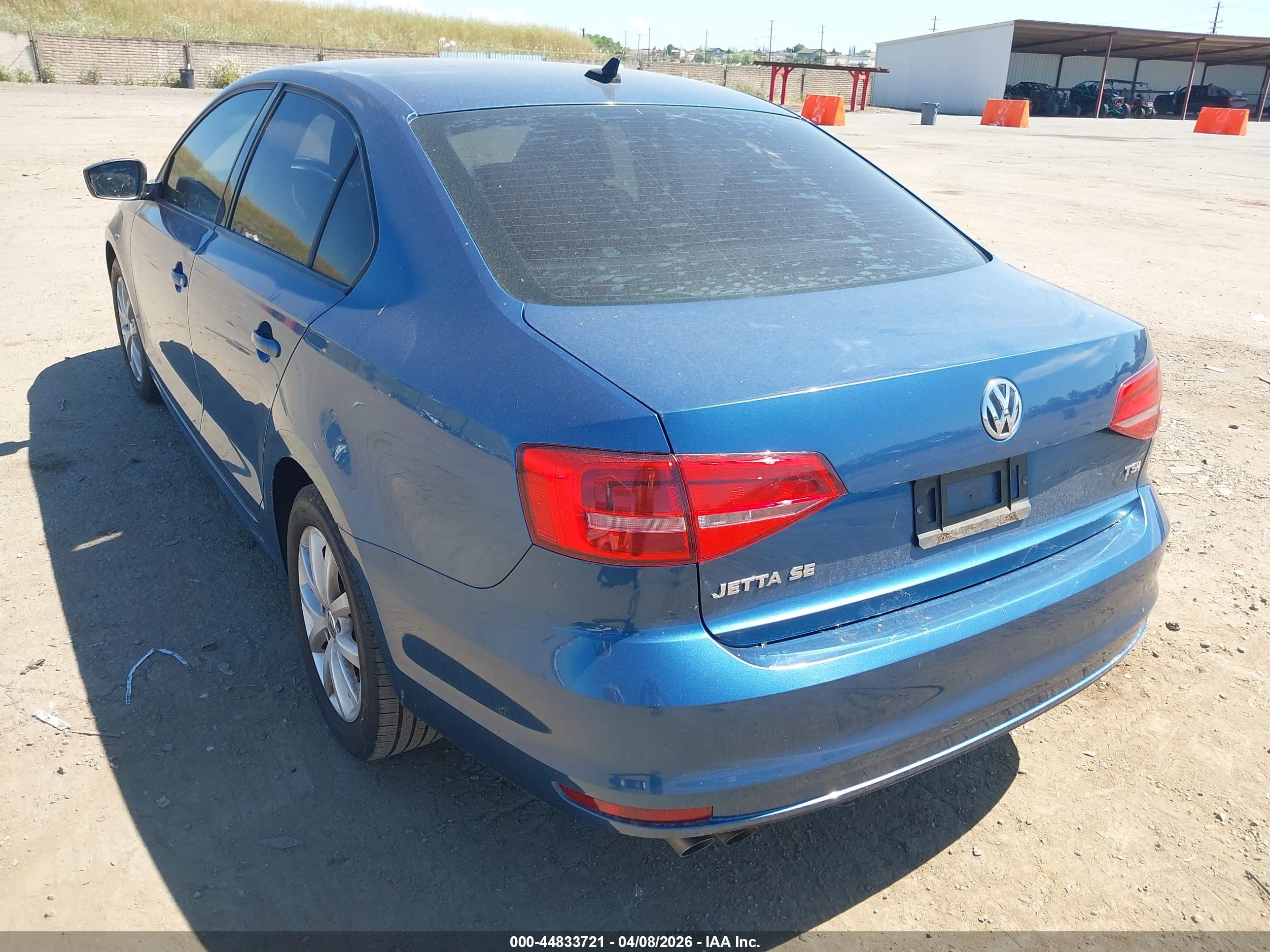 VOLKSWAGEN JETTA image 3