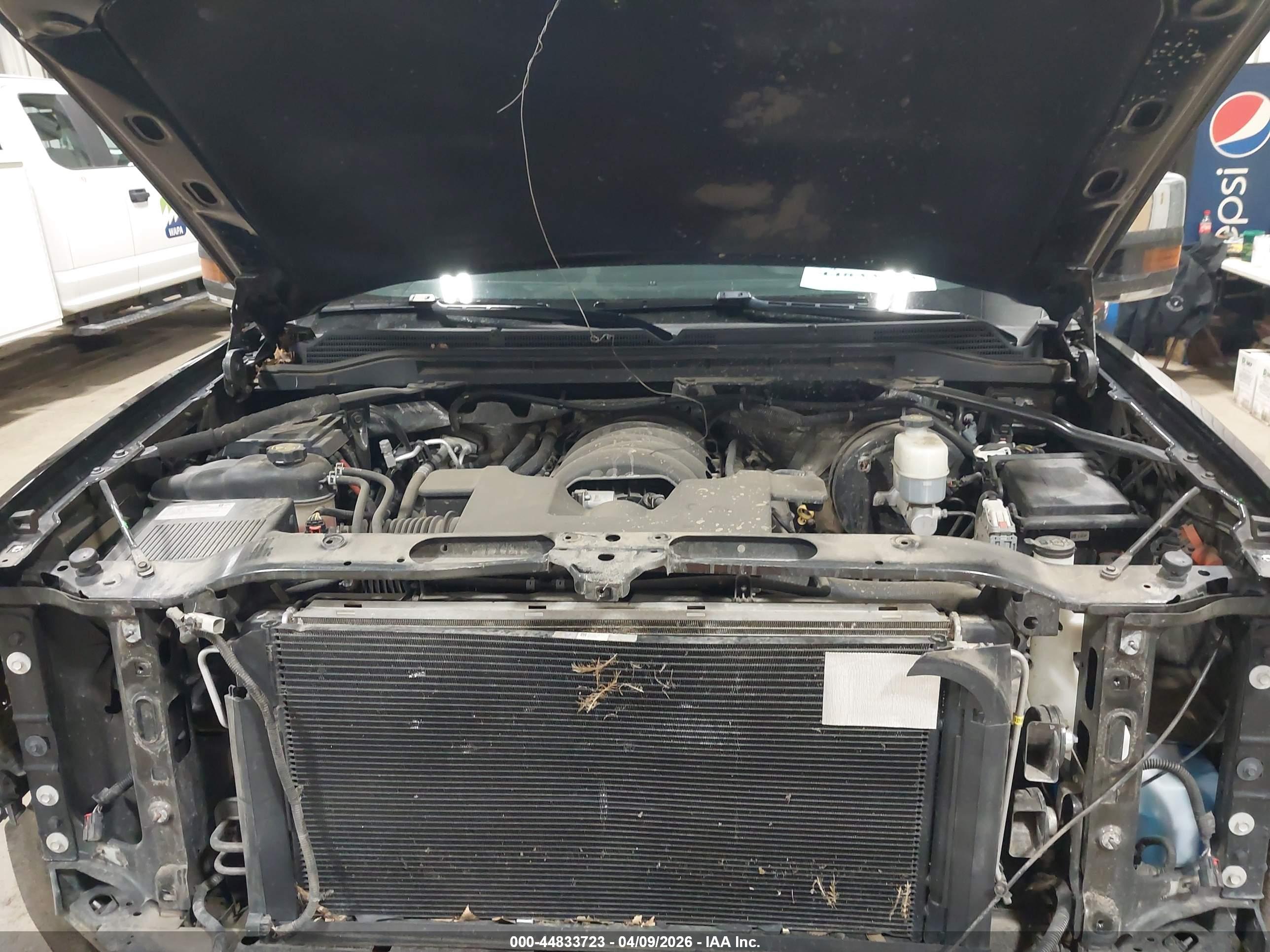 GMC SIERRA image 10