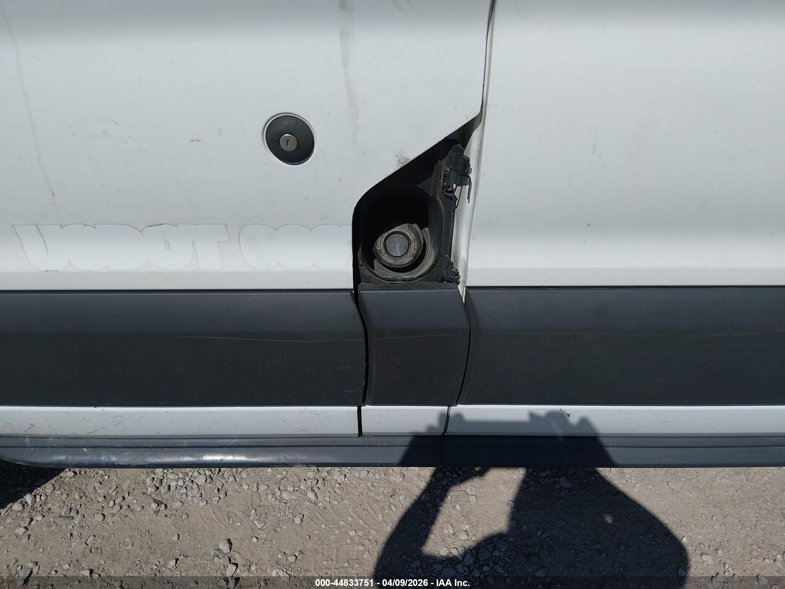 FORD TRANSIT-150 image 6