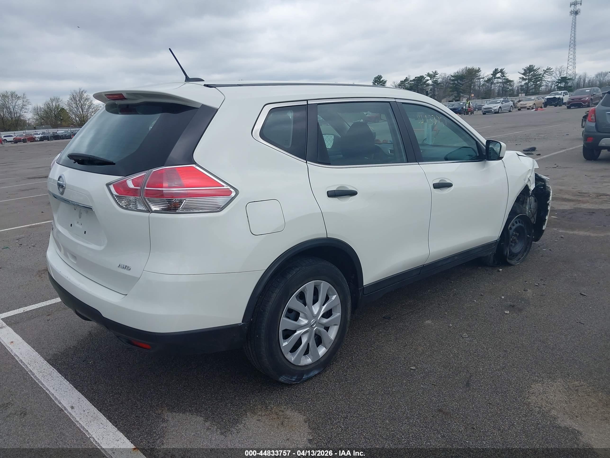NISSAN ROGUE image 4