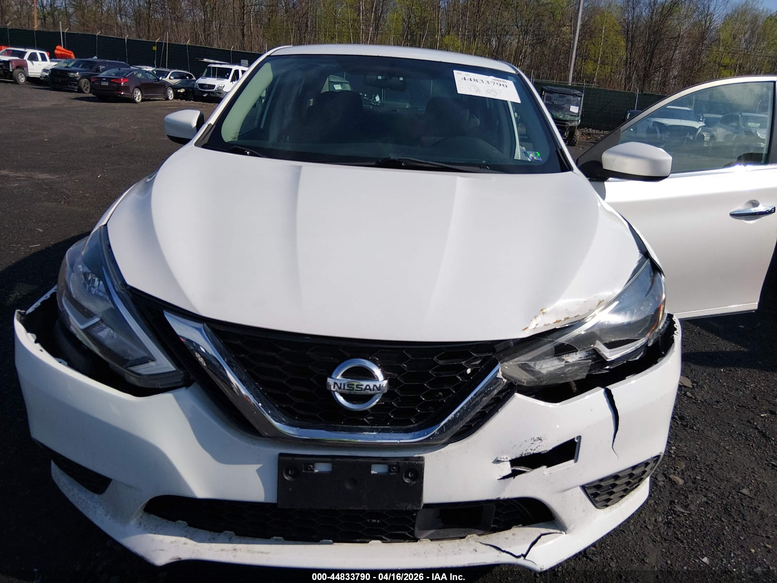 NISSAN SENTRA image 6
