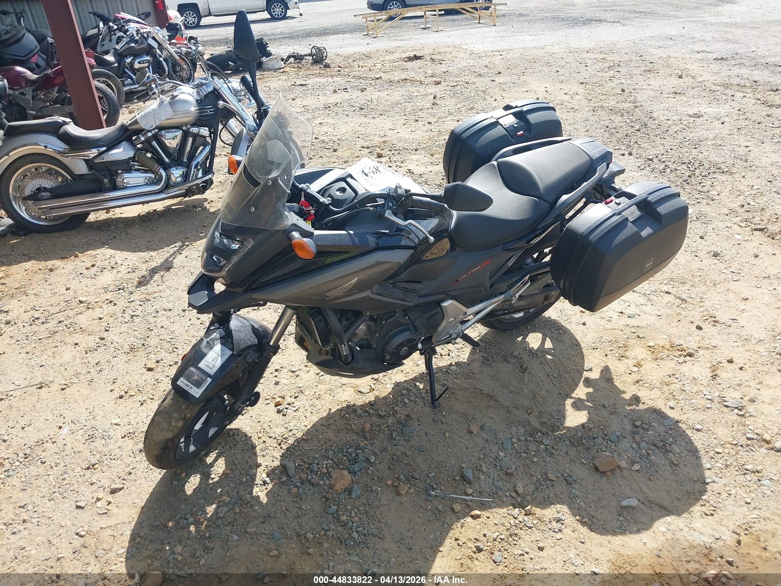 HONDA NC750 image 2