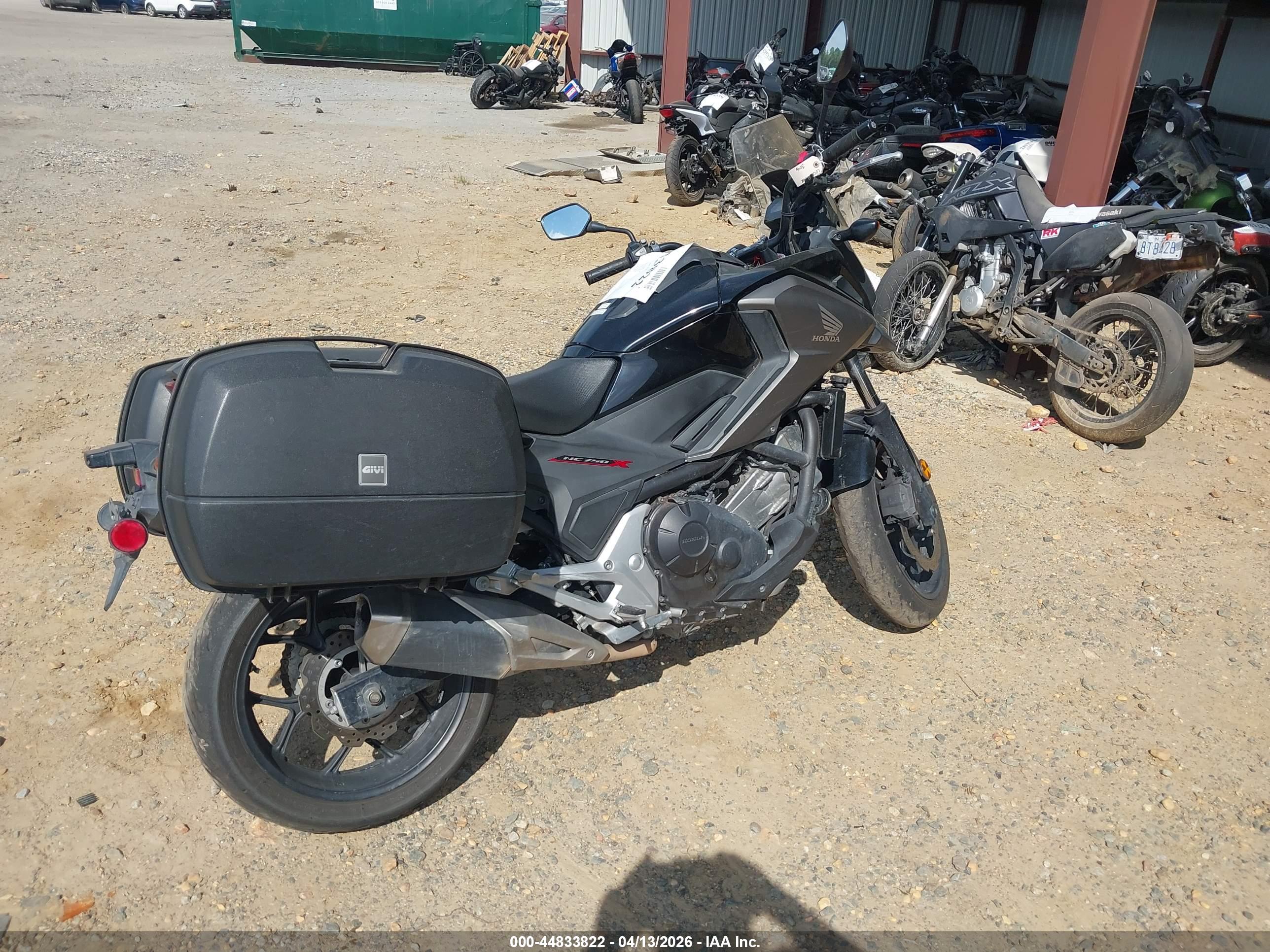 HONDA NC750 image 4