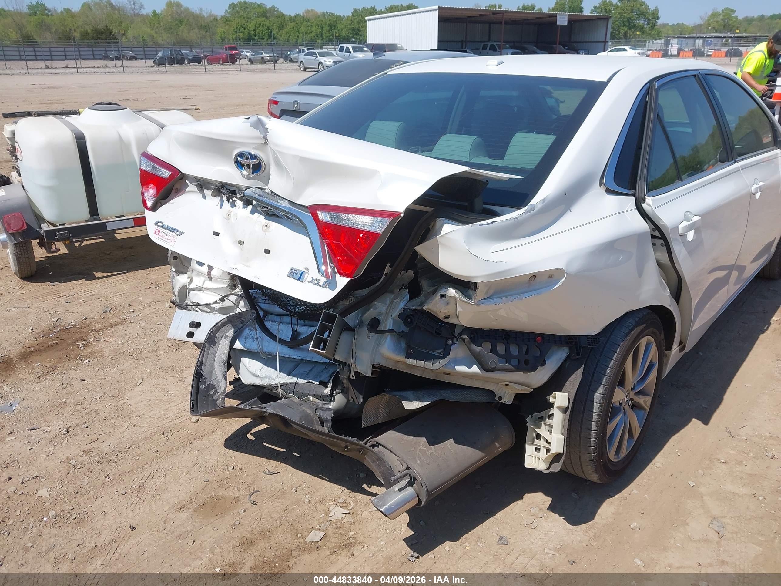 TOYOTA CAMRY image 6