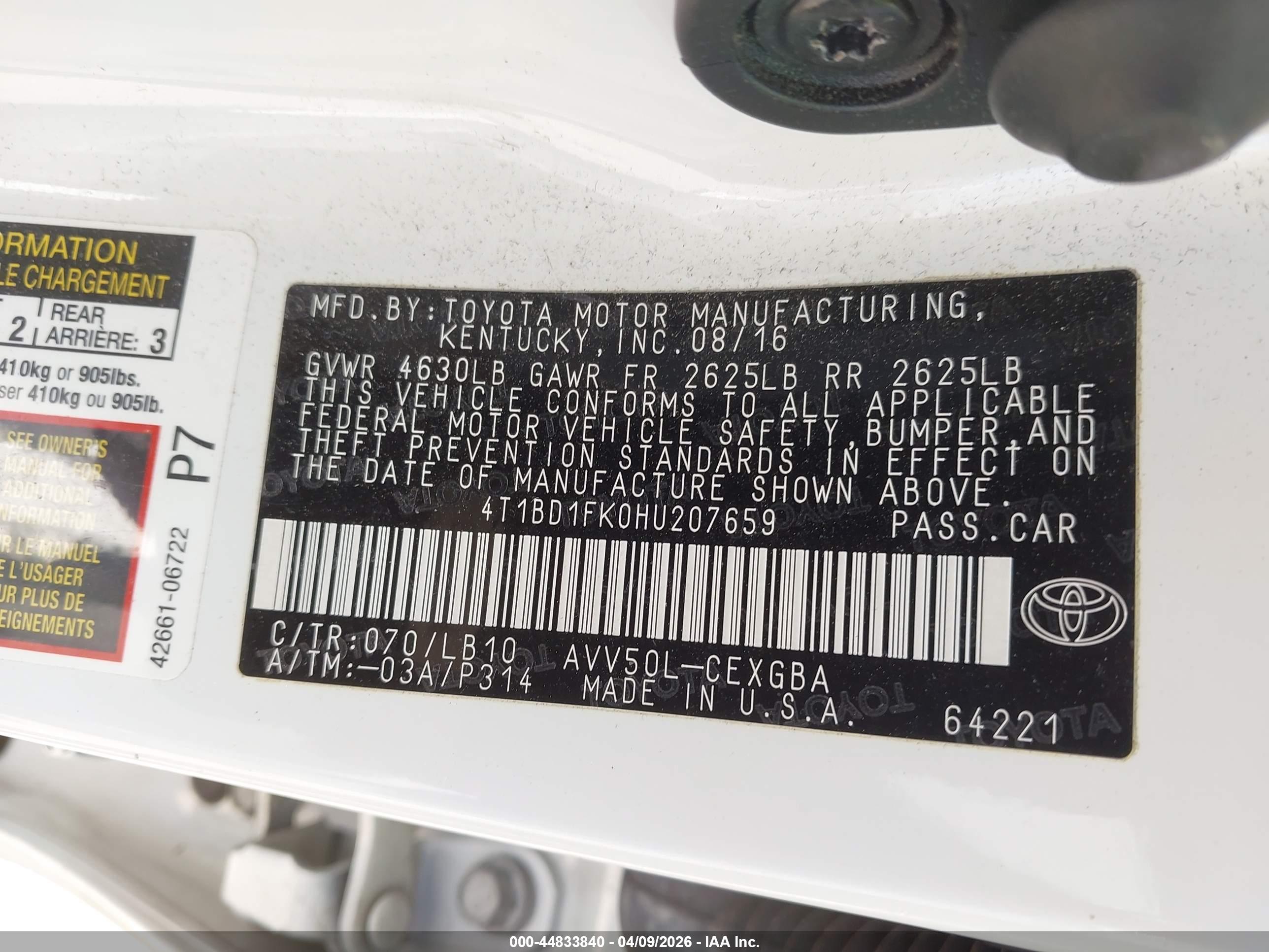 TOYOTA CAMRY image 9