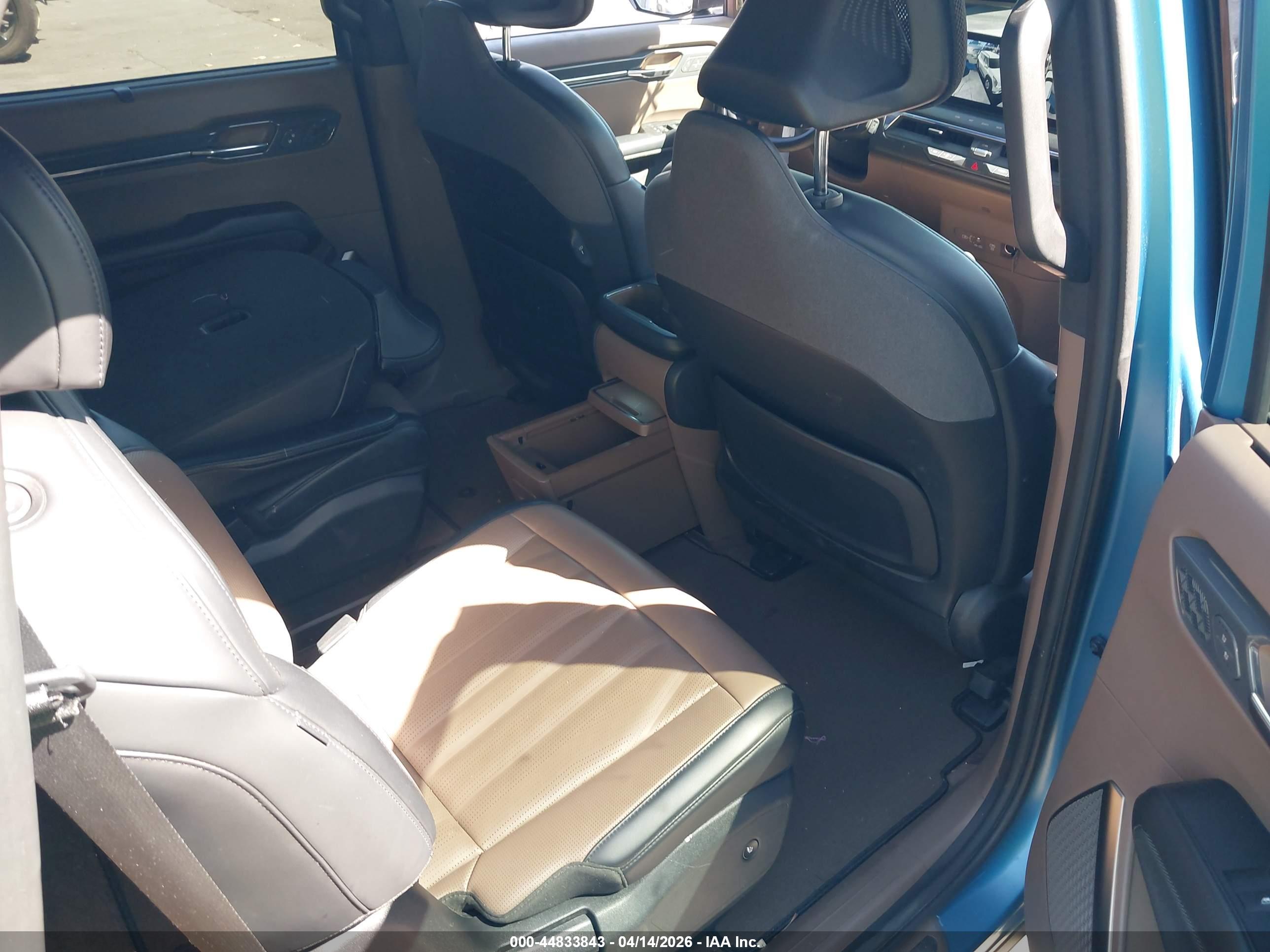 KIA EV9 image 8