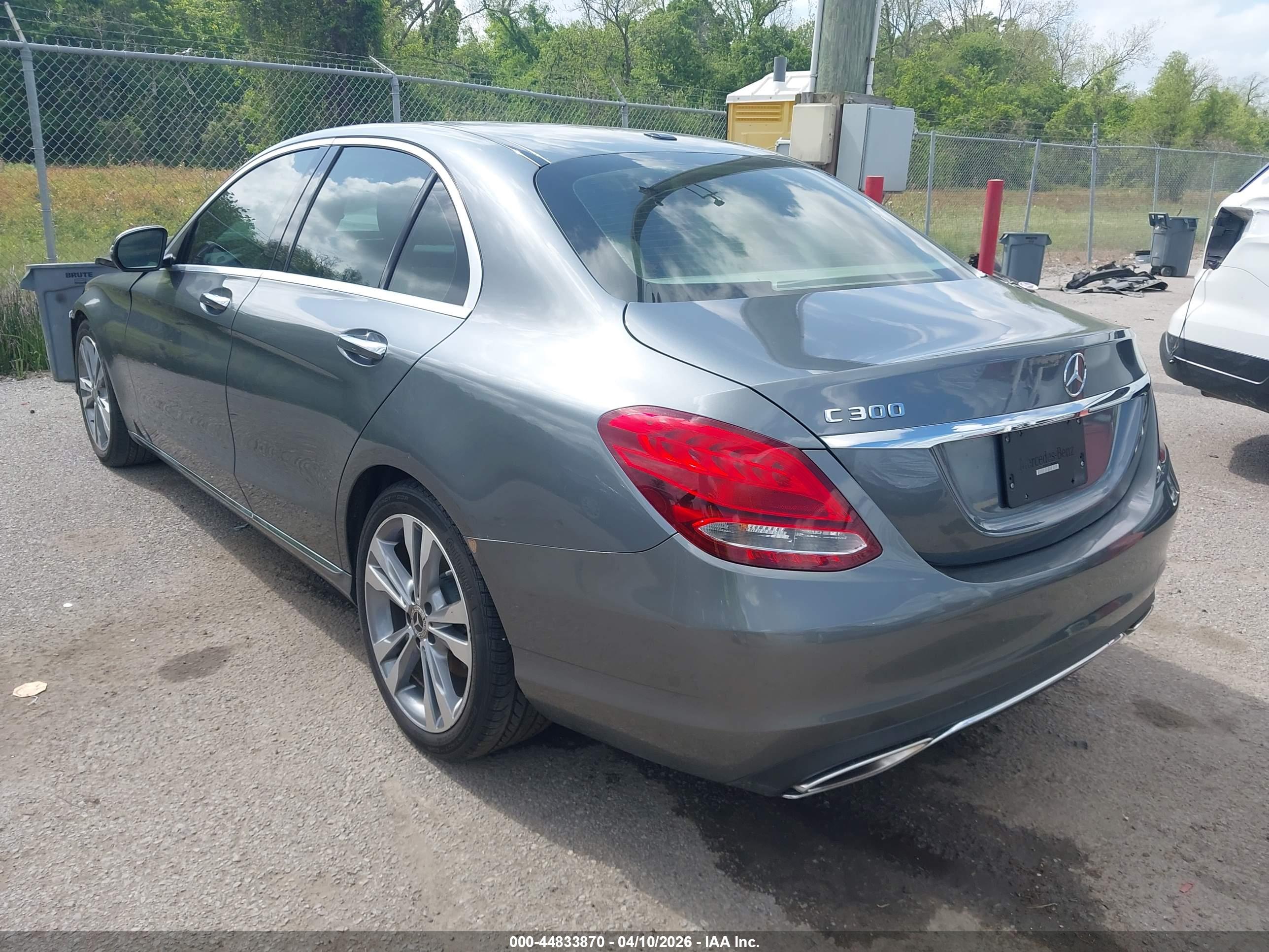MERCEDES-BENZ C image 3