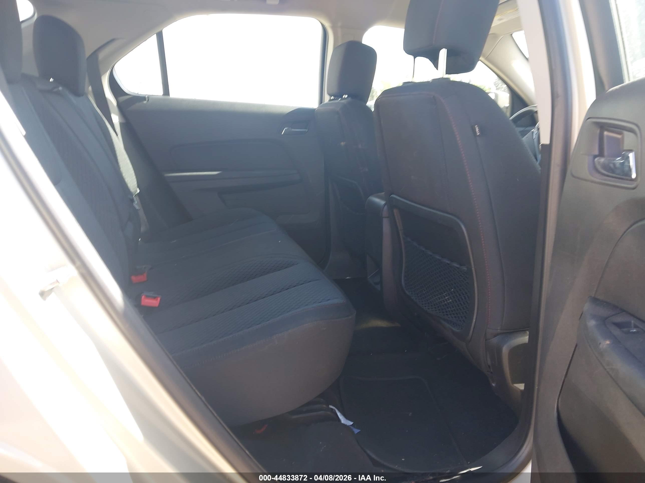 CHEVROLET EQUINOX image 8