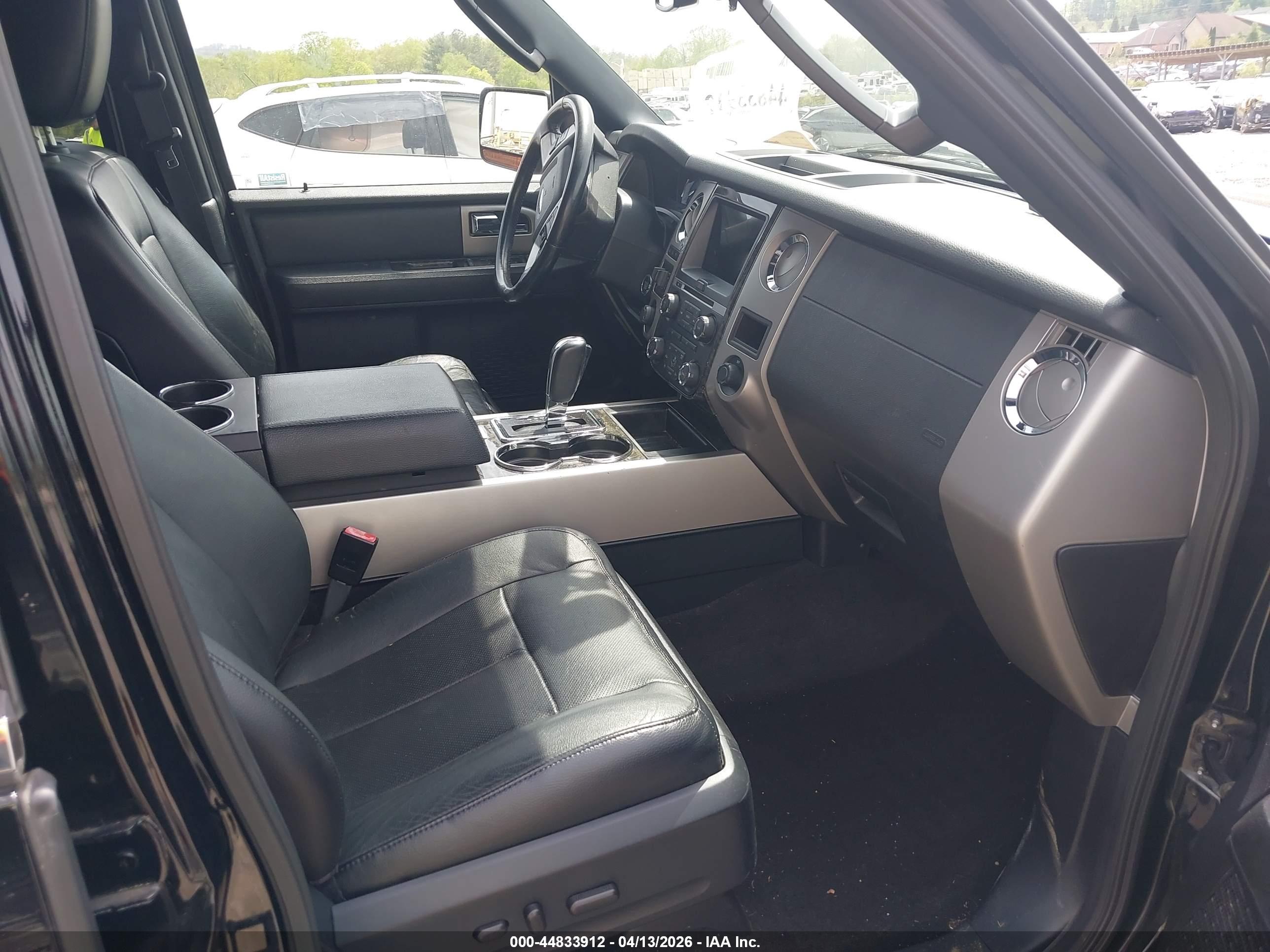 FORD EXPEDITION image 5