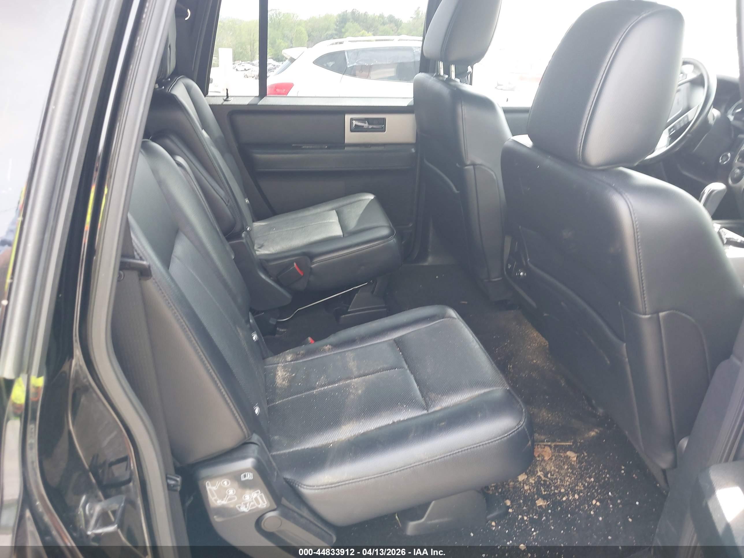 FORD EXPEDITION image 8