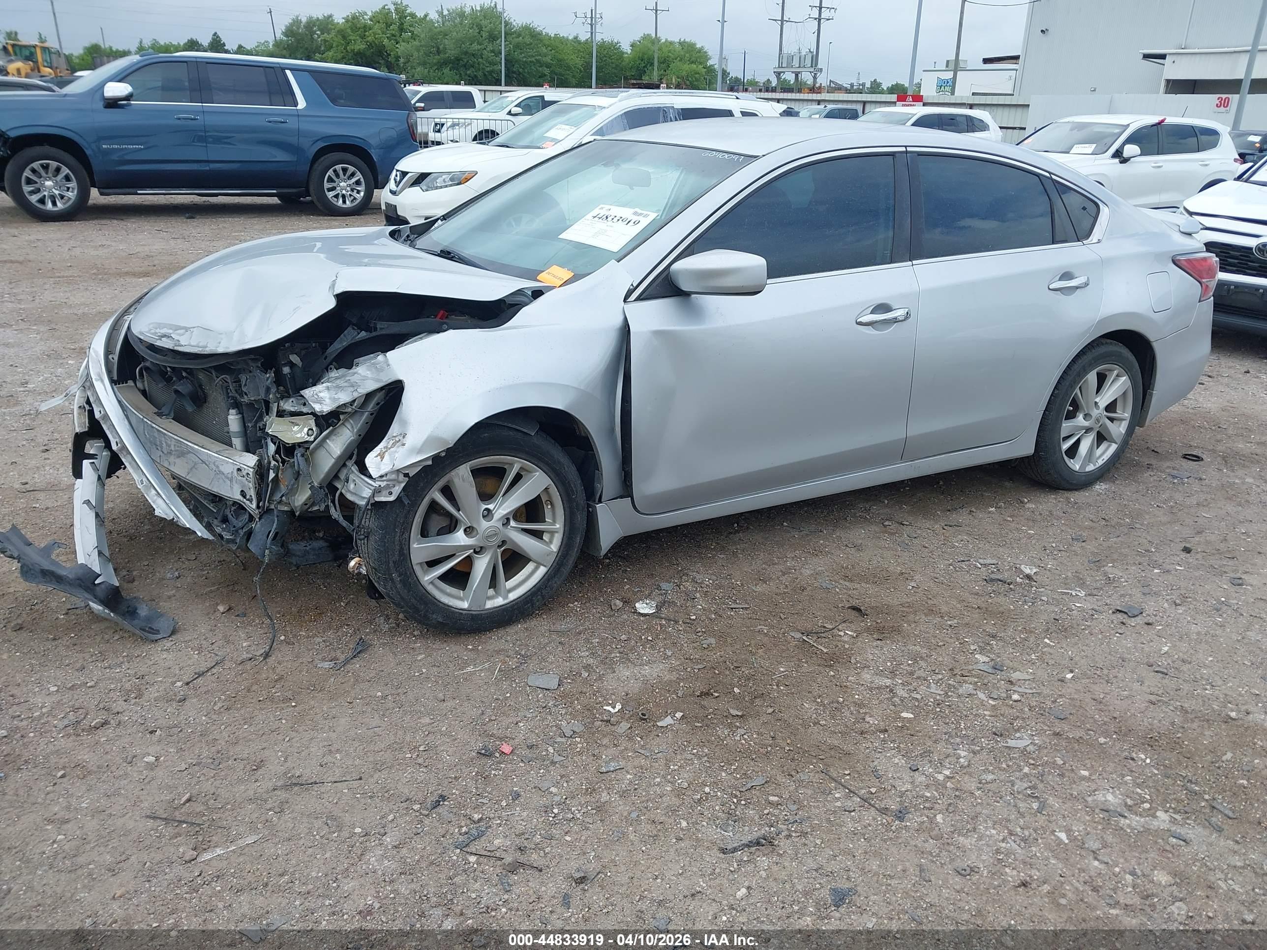 NISSAN ALTIMA image 2